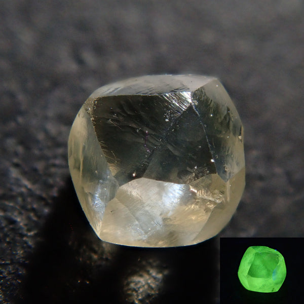 來自南非的鑽石（可製造）0.184 克拉原石