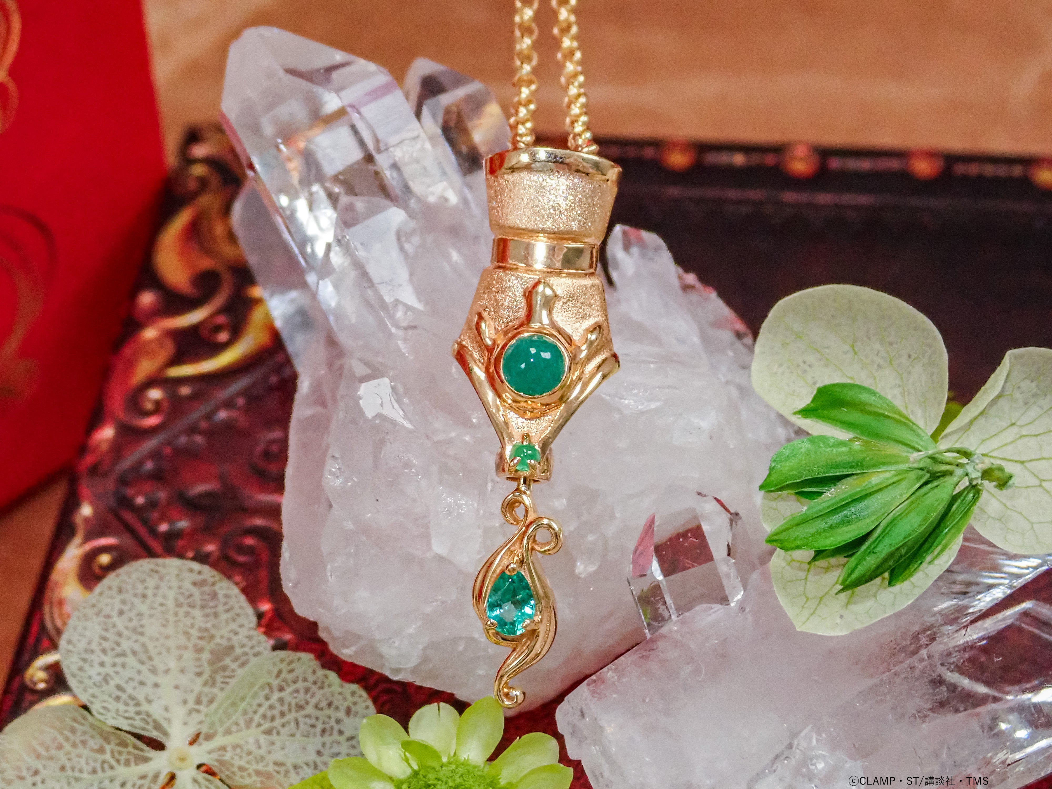 [Sales start on Thursday, September 25th at 10:00 PM] TV anime "Magic Knight Rayearth" x KARATZ collaboration: Wind Magic Glove Necklace