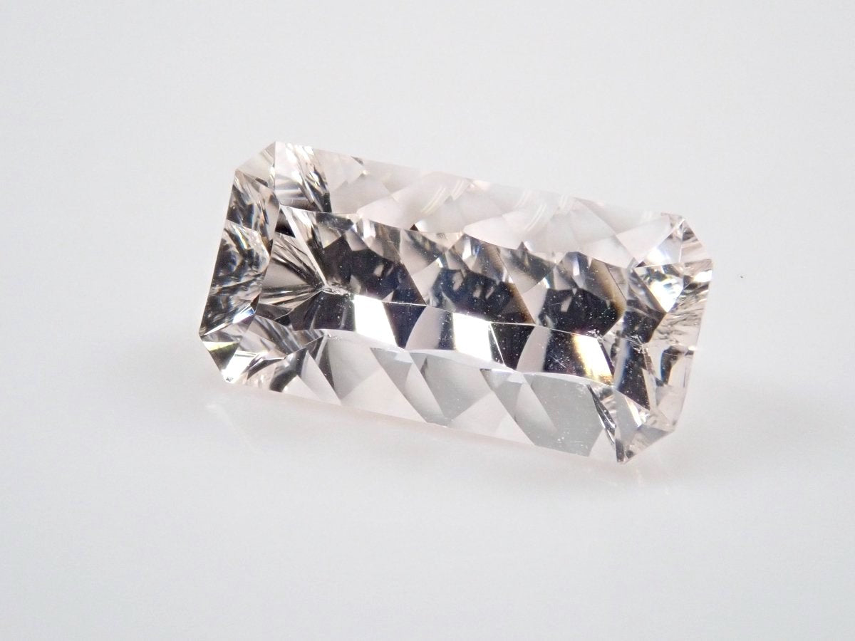 Mexican Danburite 1.515ct loose stone (phantom cut)