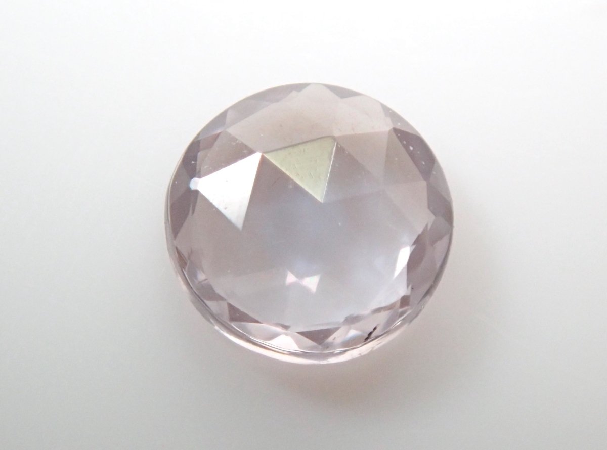 【5/6 22時販売】《限定23石》フォスフォフィライトやレッドベリル0.1ctupやピンクダイヤ（FANCY LIGHT PURPLISH PINK）など含むがジェムガチャ1石《複数購入割引有》