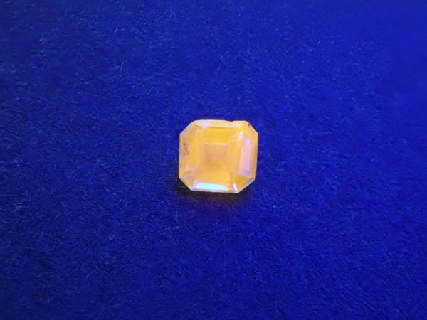Yellow Sapphire(ZBカット) 0.352ct. - nayaabhaandi.com