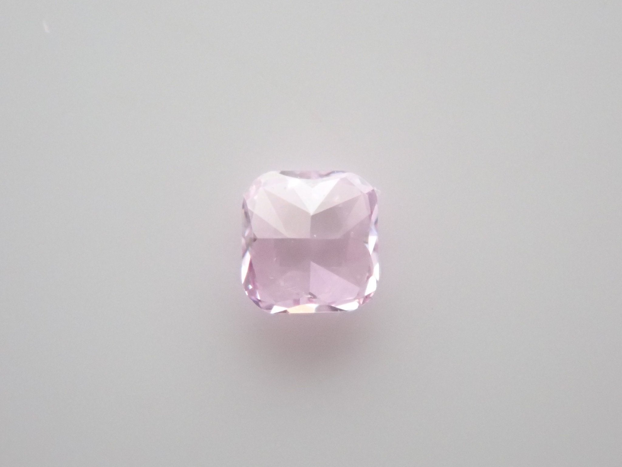 パープルダイヤモンド 0.040ctルース(FANCY PINK PURPLE, SI2) - KARATZ STORE｜カラッツSTORE