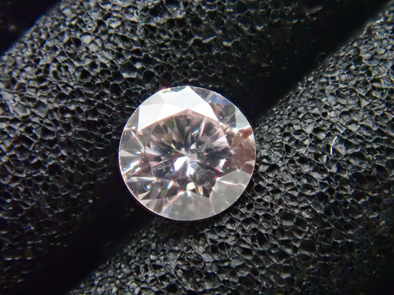 ピンクダイヤモンド 0.070ctルース(VERY LIGHT PINK, VS1) - KARATZ STORE｜カラッツSTORE