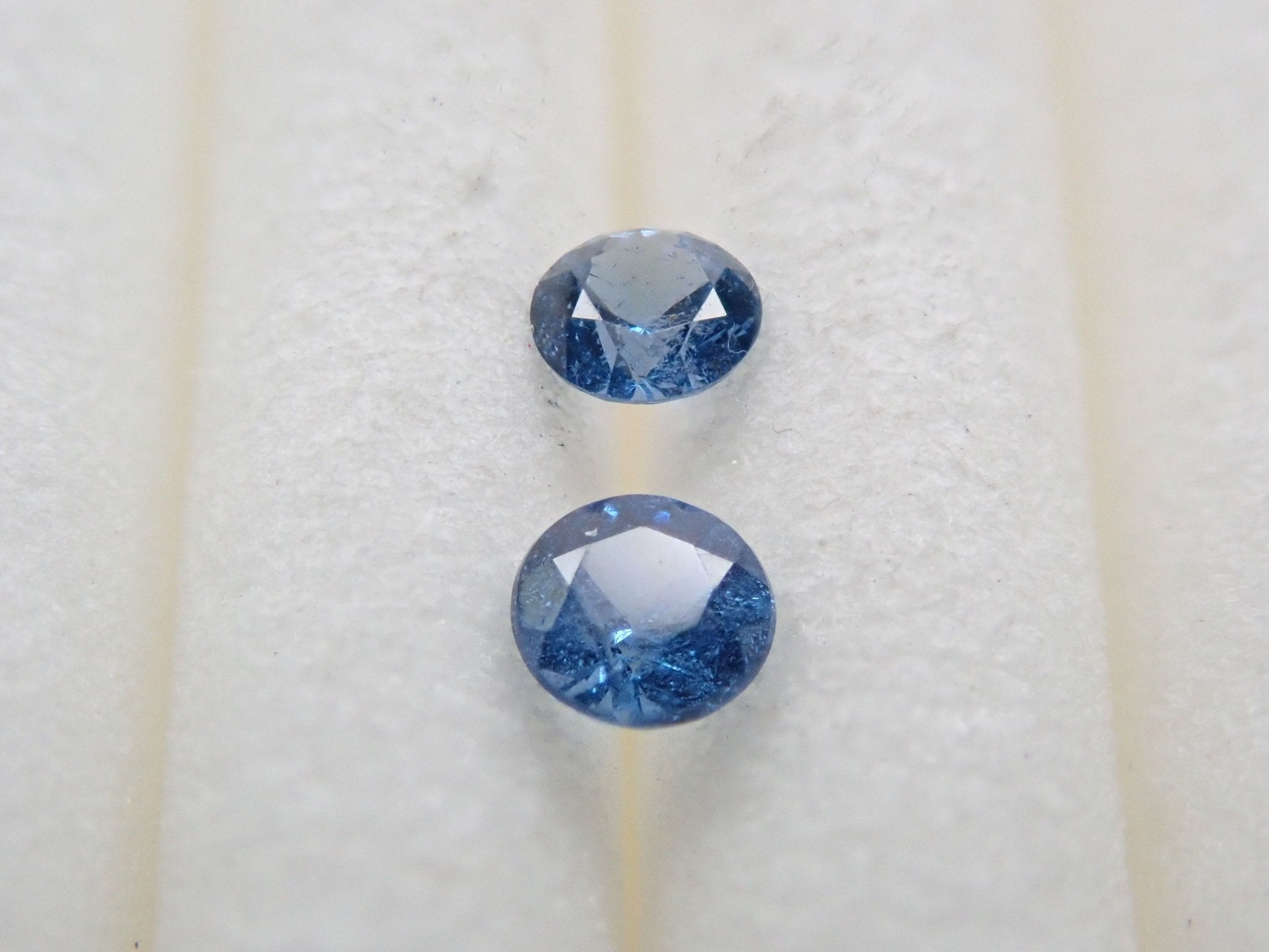 コバルトガ―ナイト 0.112ct ルース ペア - KARATZ STORE｜カラッツSTORE