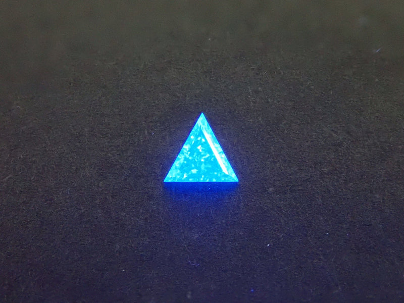 ダイヤモンド 0.115ctルース(K, VS1,蛍光性:VERY STRONG BLUE) - KARATZ STORE｜カラッツSTORE