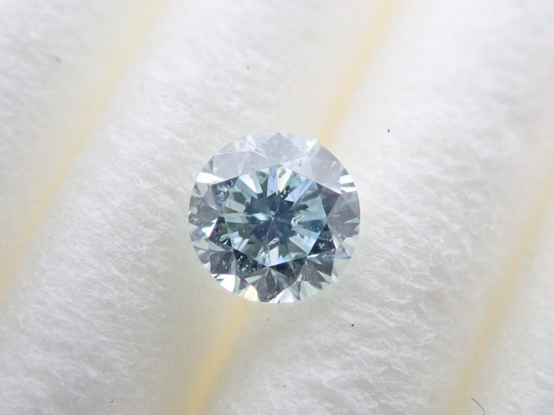 冰藍色鑽石 0.131 克拉裸鑽（Tretted FANCY GREENISH BLUE，SI2 