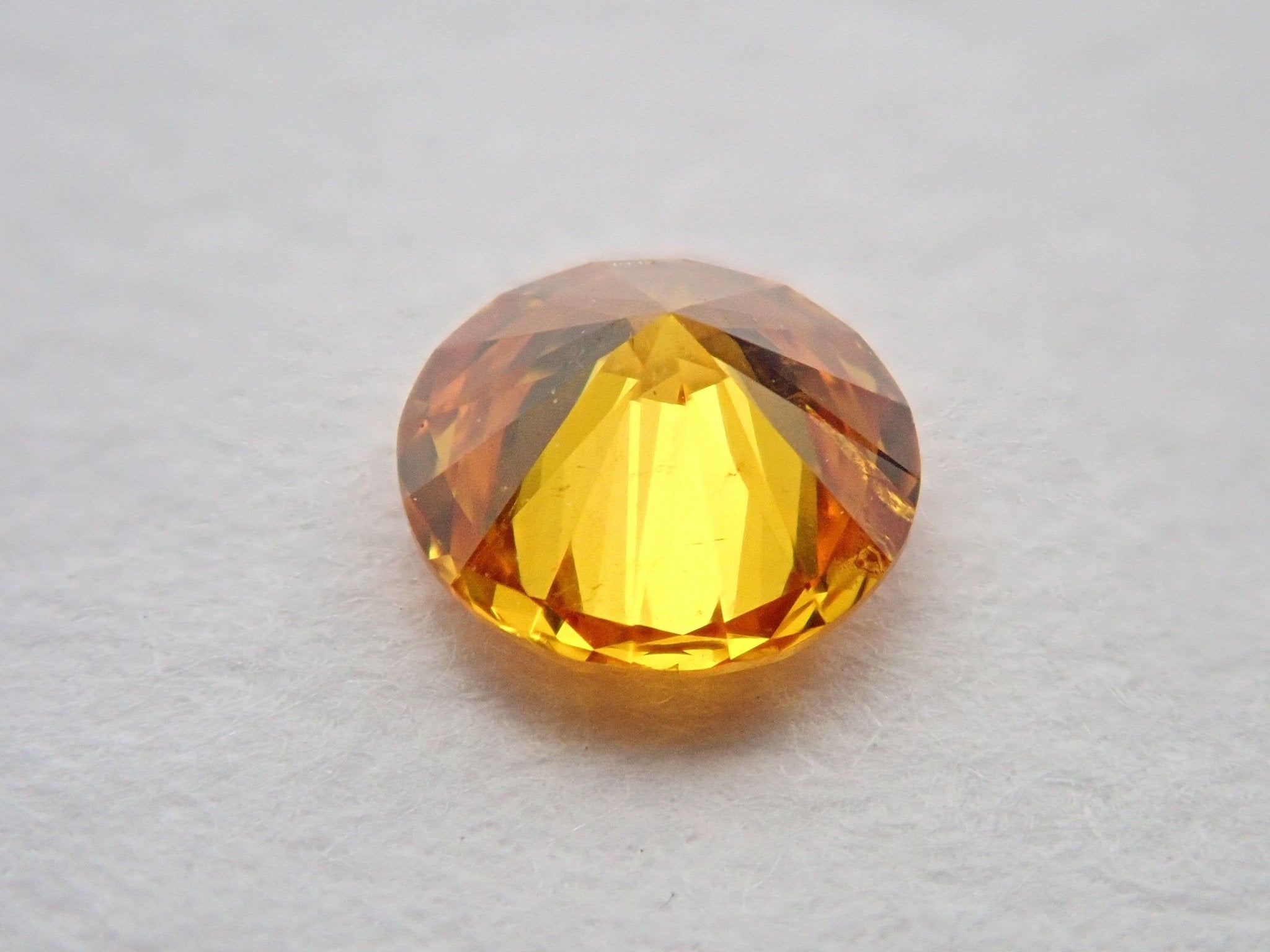 イエローダイヤモンド 0.180ctルース(FANCY DEEP ORANGY YELLOW, I1) - KARATZ STORE｜カラッツSTORE