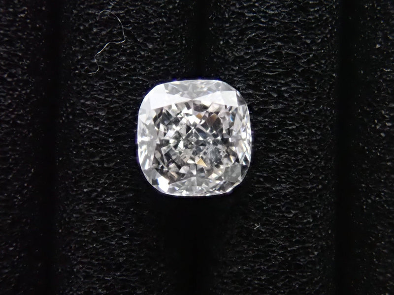 ダイヤモンド 0.301ctルース(G, VS1, クッションカット) – カラッツSTORE