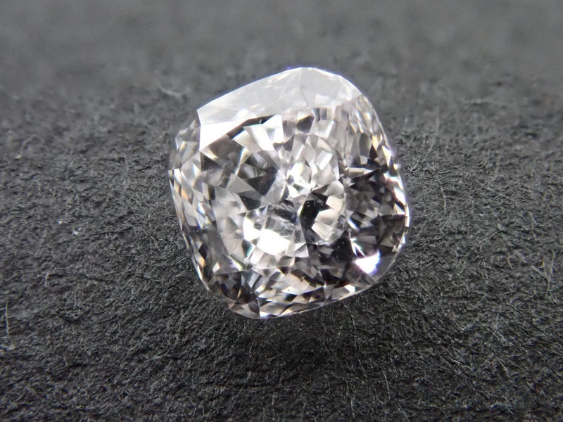 ダイヤモンド 0.301ctルース(G, VS1, クッションカット) - KARATZ STORE｜カラッツSTORE