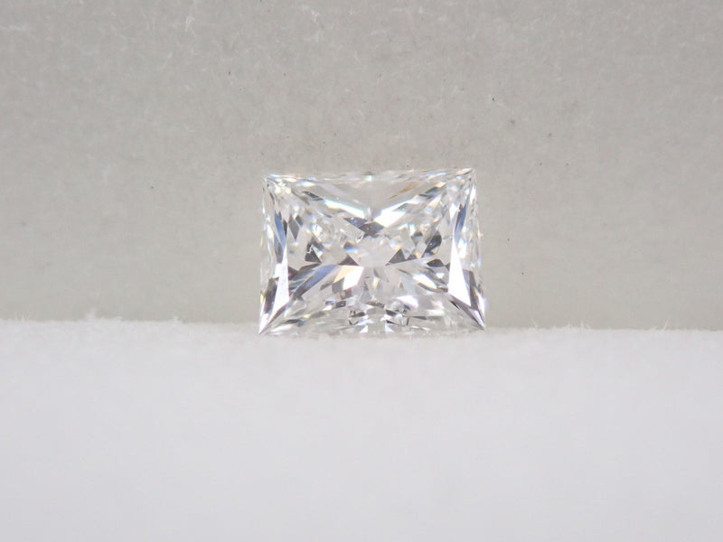 ダイヤモンド 0.363ctルース(E, VS2, プリンセスカット) - KARATZ STORE｜カラッツSTORE