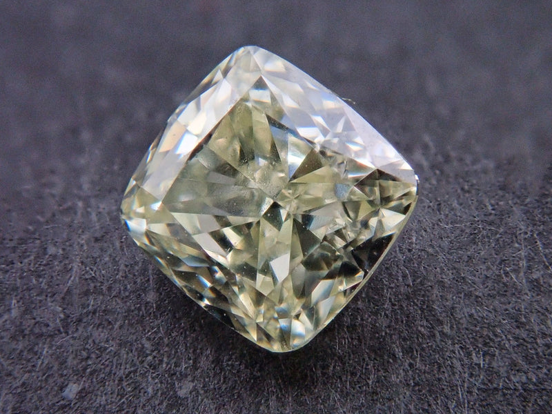 白いフェザーですか天然ダイヤモンド　ルース　1.21ct