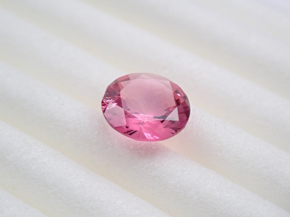 【さくらインカット】ピンクトルマリン 0.64ct ルース - カラッツSTORE