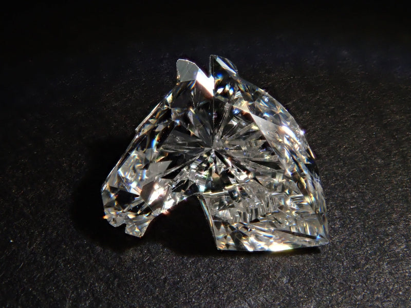 ダイヤモンド 0.674ctルース(I, SI2,ホースヘッドカット) - KARATZ STORE｜カラッツSTORE