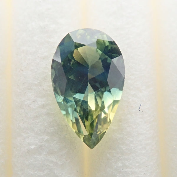 Bicolor sapphire 0.482ct loose