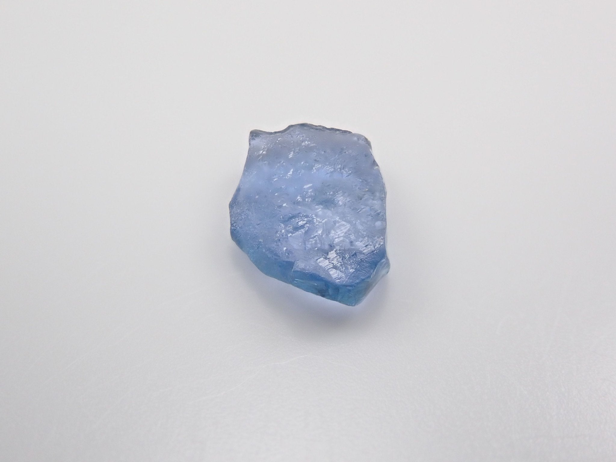 モンタナ・ヨーゴ産サファイア 1.143ct 原石 - KARATZ STORE｜カラッツSTORE