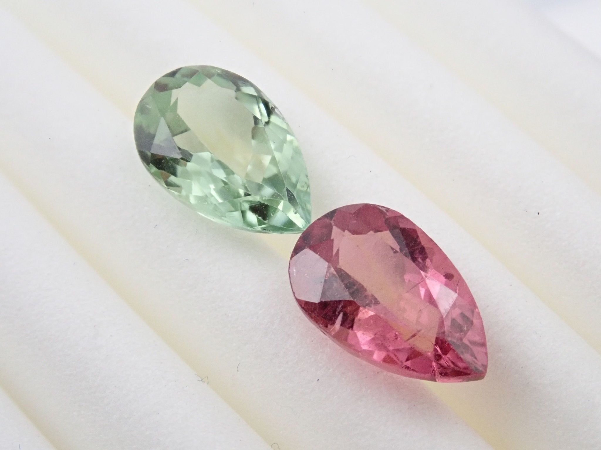 ピンクトルマリン 1.278ct ・ グリーントルマリン 1.259ct 2石セット - KARATZ STORE｜カラッツSTORE