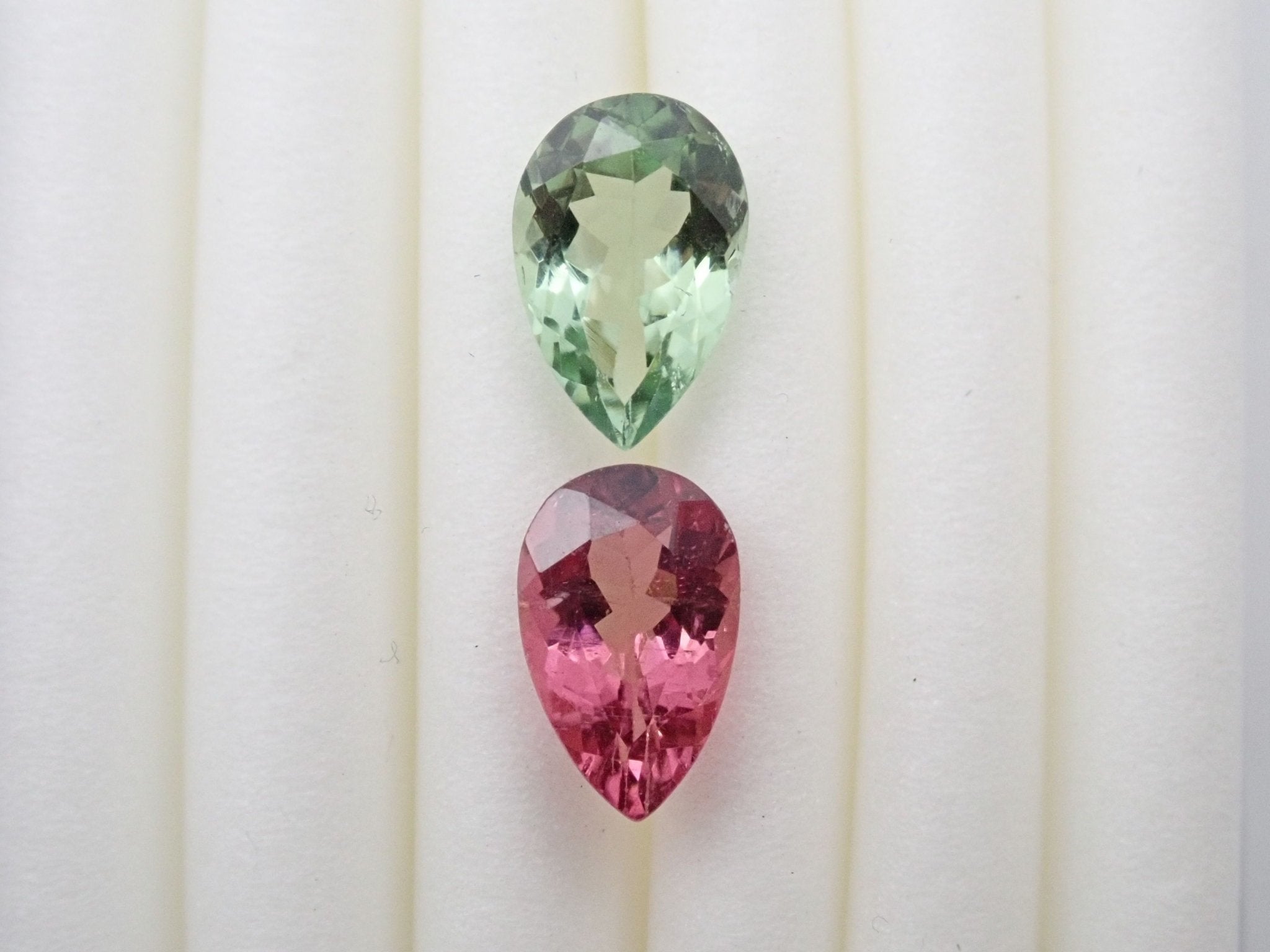 ピンクトルマリン 1.278ct ・ グリーントルマリン 1.259ct 2石セット - KARATZ STORE｜カラッツSTORE