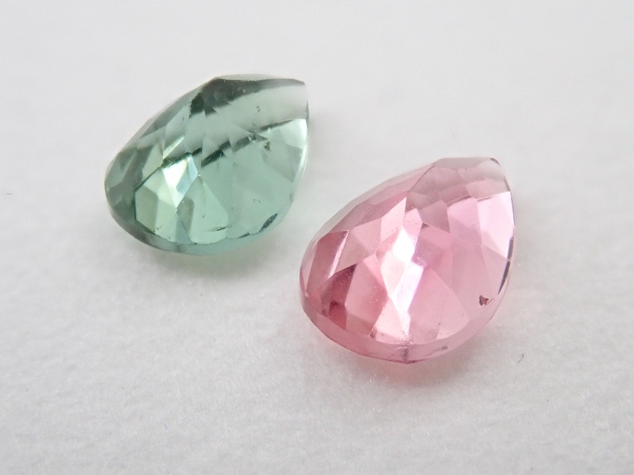 ピンクトルマリン 1.376ct ・グリーントルマリン 1.344ct 2石セット - KARATZ STORE｜カラッツSTORE