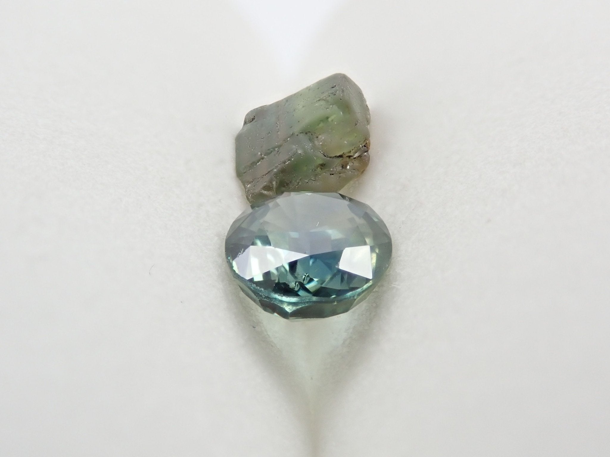 グリーンサファイア原石1.70ct・ルース1.361ct セット - KARATZ STORE｜カラッツSTORE