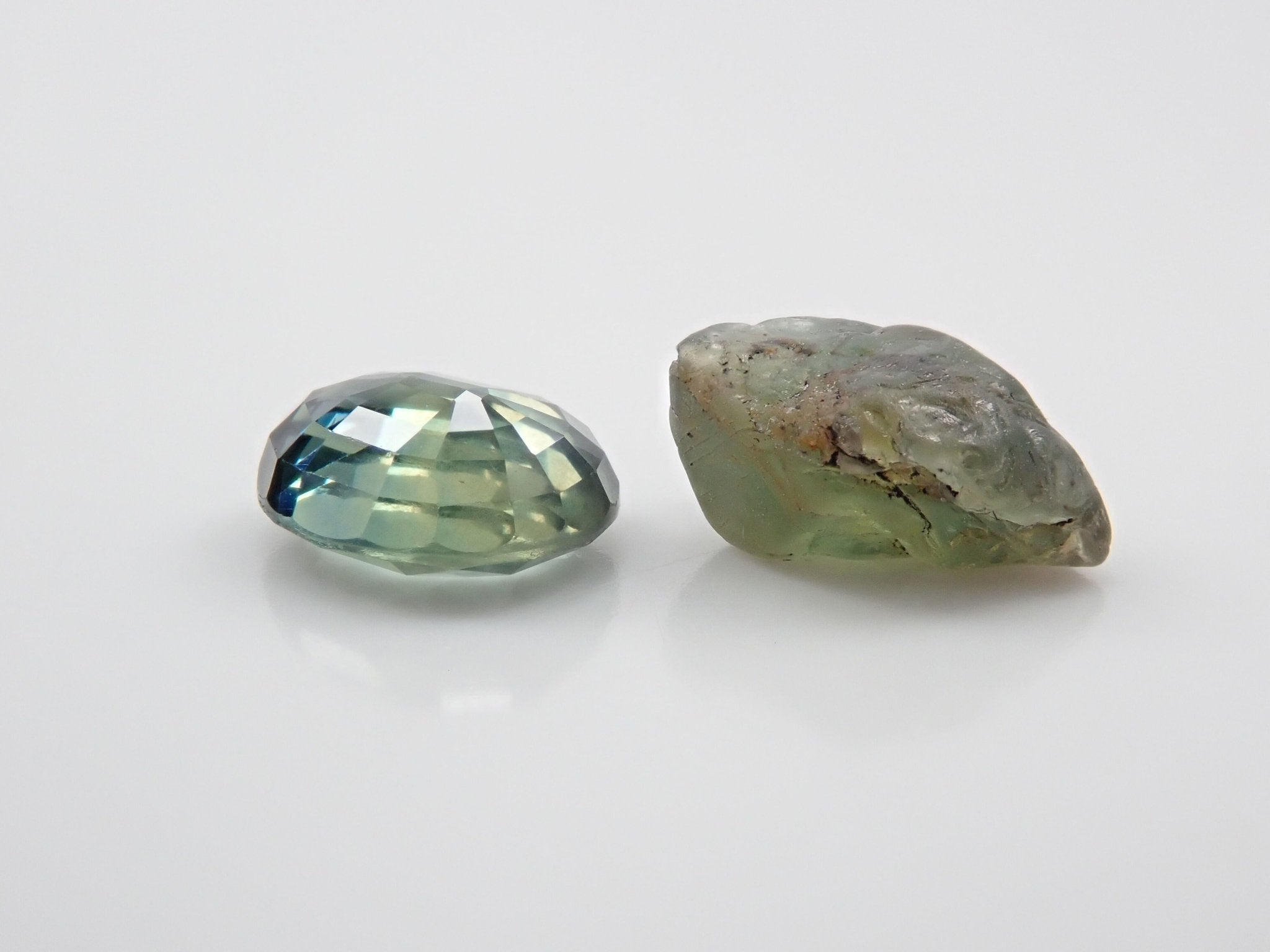 グリーンサファイア原石1.70ct・ルース1.361ct セット - KARATZ STORE｜カラッツSTORE