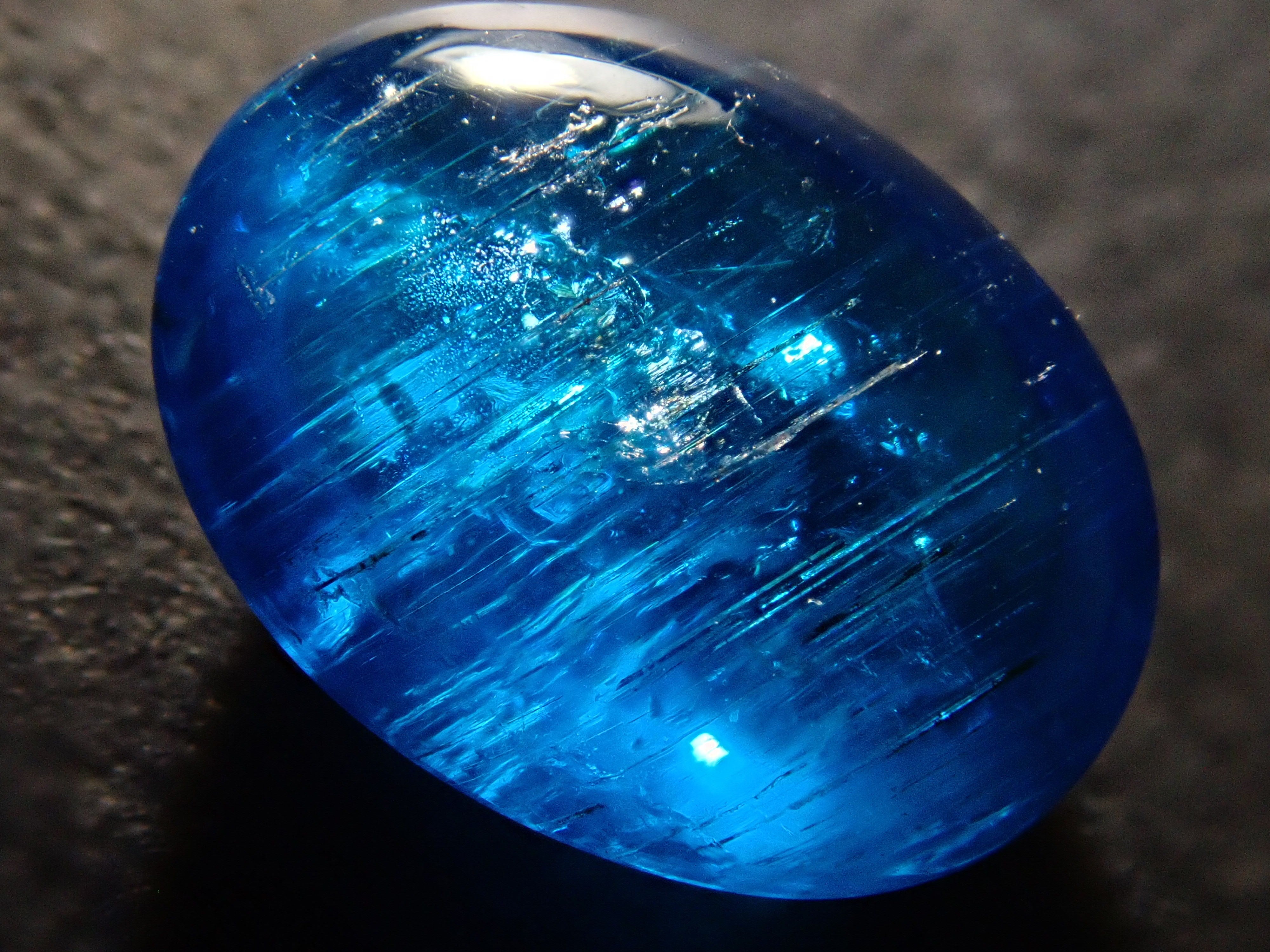 Apatite cat's eye 1.113ct loose