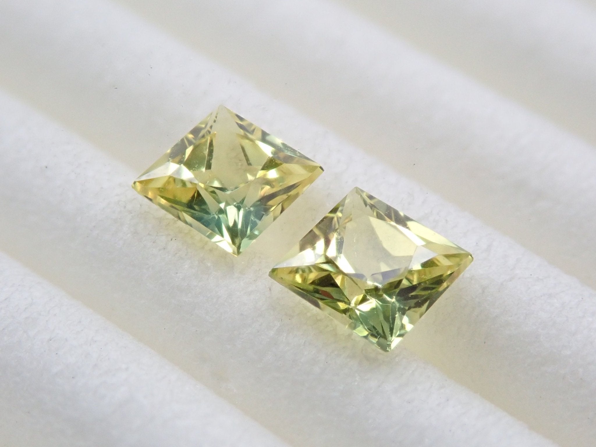 サファイア2石セット 0.571ct - KARATZ STORE｜カラッツSTORE