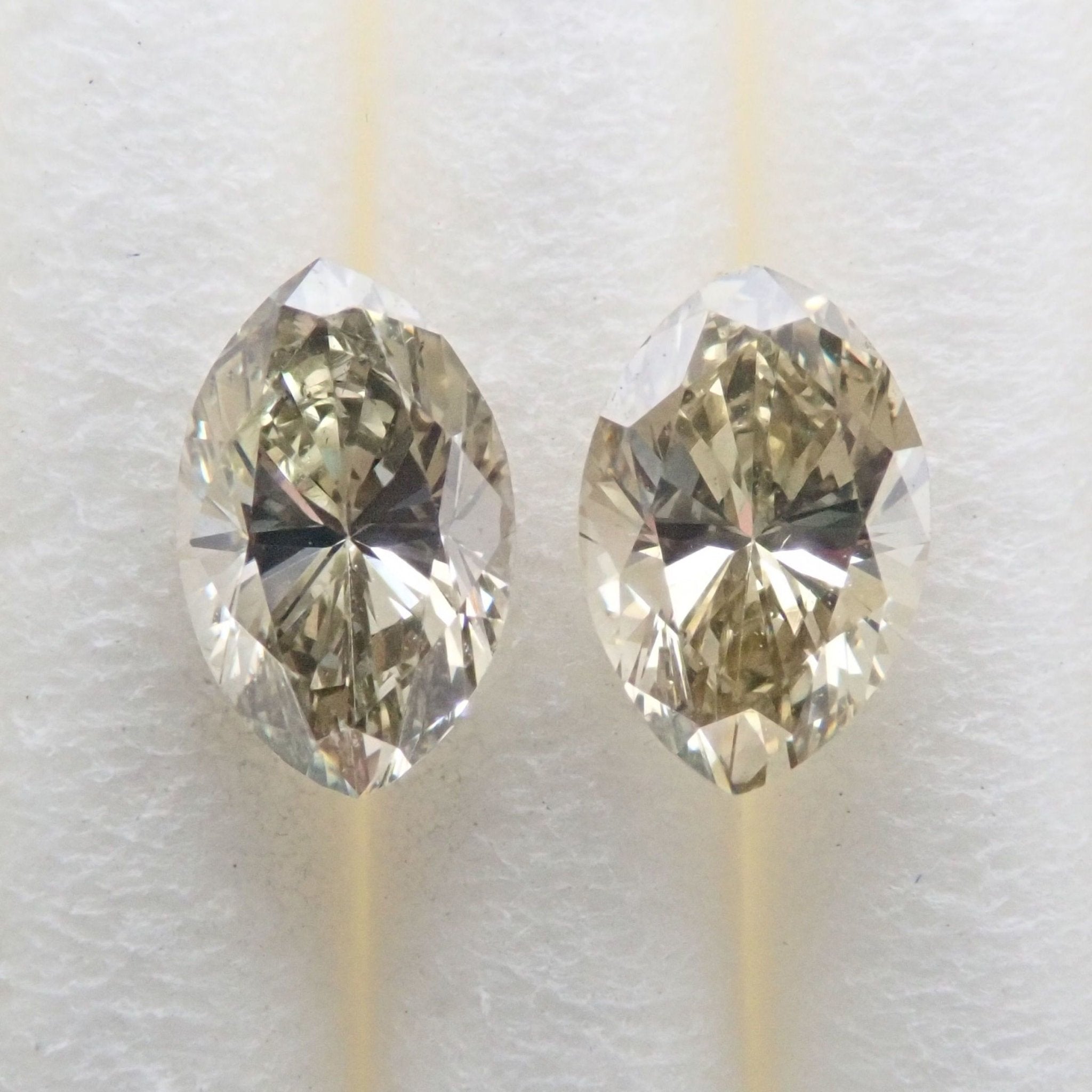 ダイヤモンド2石セット 0.579ct（蛍光タイプ） - KARATZ STORE｜カラッツSTORE