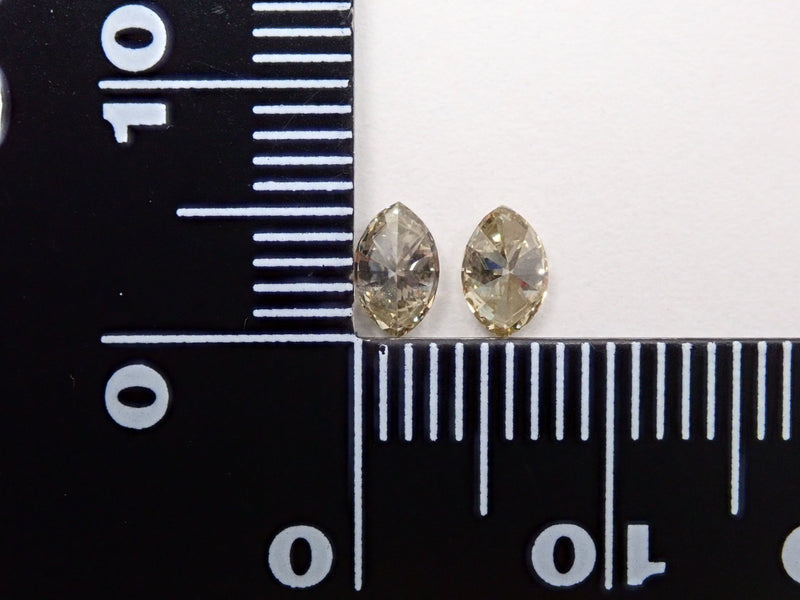 ダイヤモンド2石セット 0.579ct（蛍光タイプ） - KARATZ STORE｜カラッツSTORE