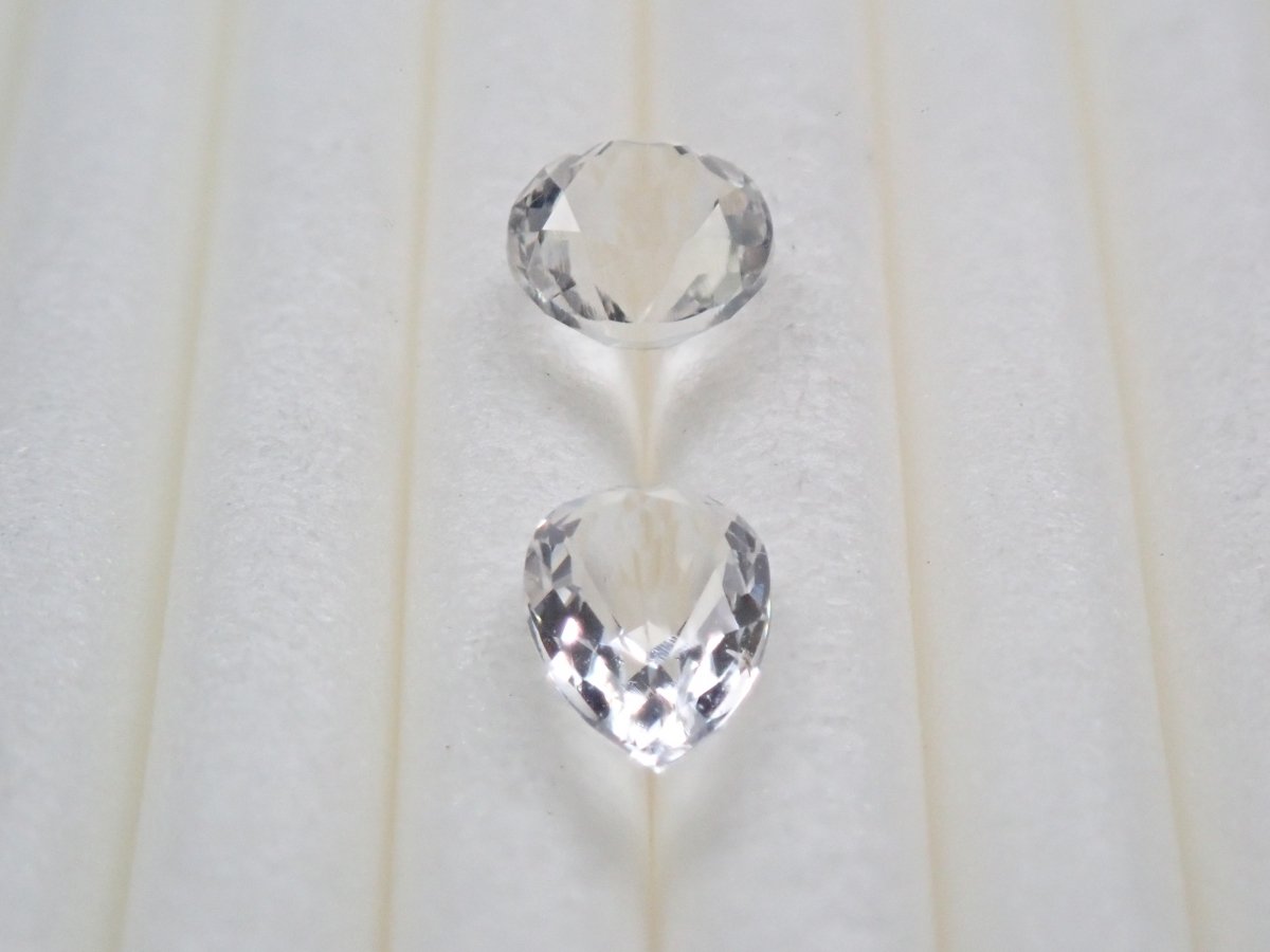 ハイアライトオパール2石セット 0.65ct - KARATZ STORE｜カラッツSTORE