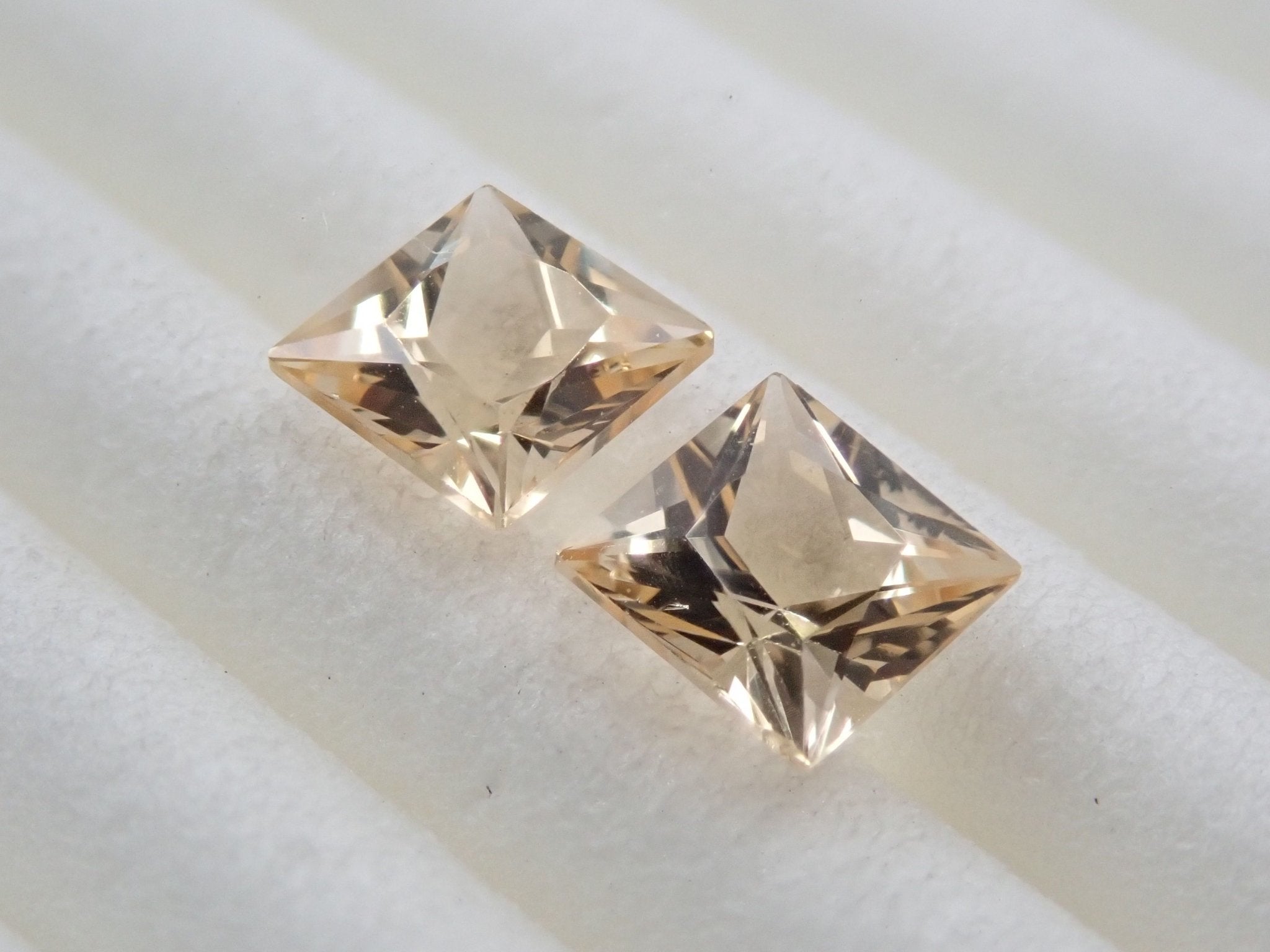 インペリアルトパーズ2石セット 0.774ct - KARATZ STORE｜カラッツSTORE