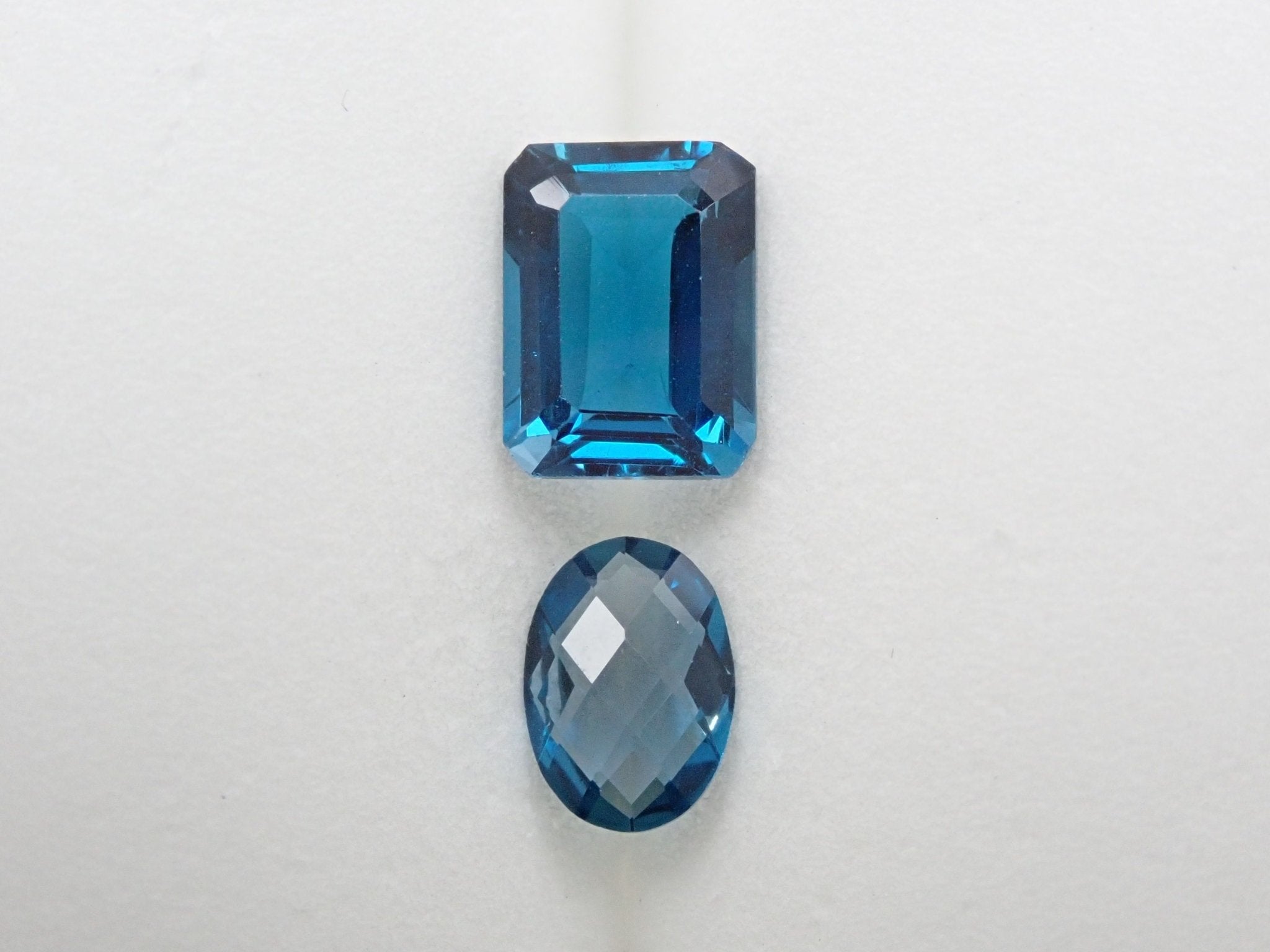 ロンドンブルートパーズ2石セット 2.635ct - KARATZ STORE｜カラッツSTORE