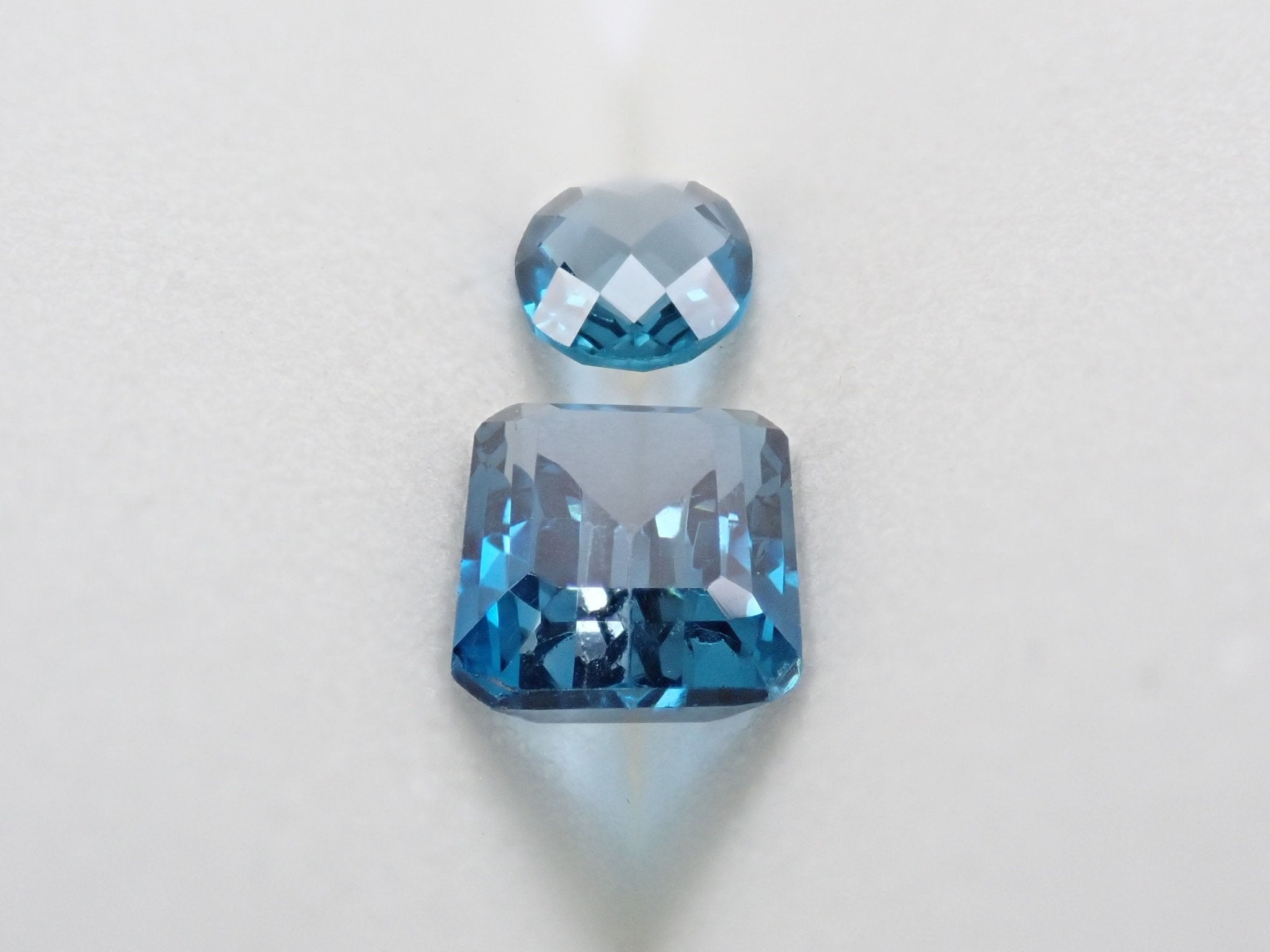 ロンドンブルートパーズ2石セット 2.635ct - KARATZ STORE｜カラッツSTORE