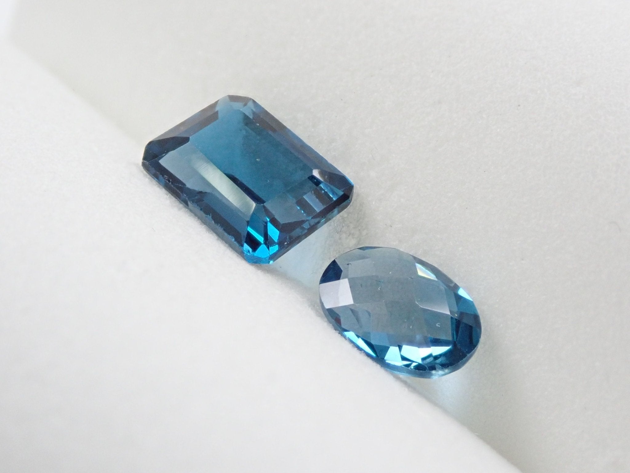 ロンドンブルートパーズ2石セット 2.838ct - KARATZ STORE｜カラッツSTORE