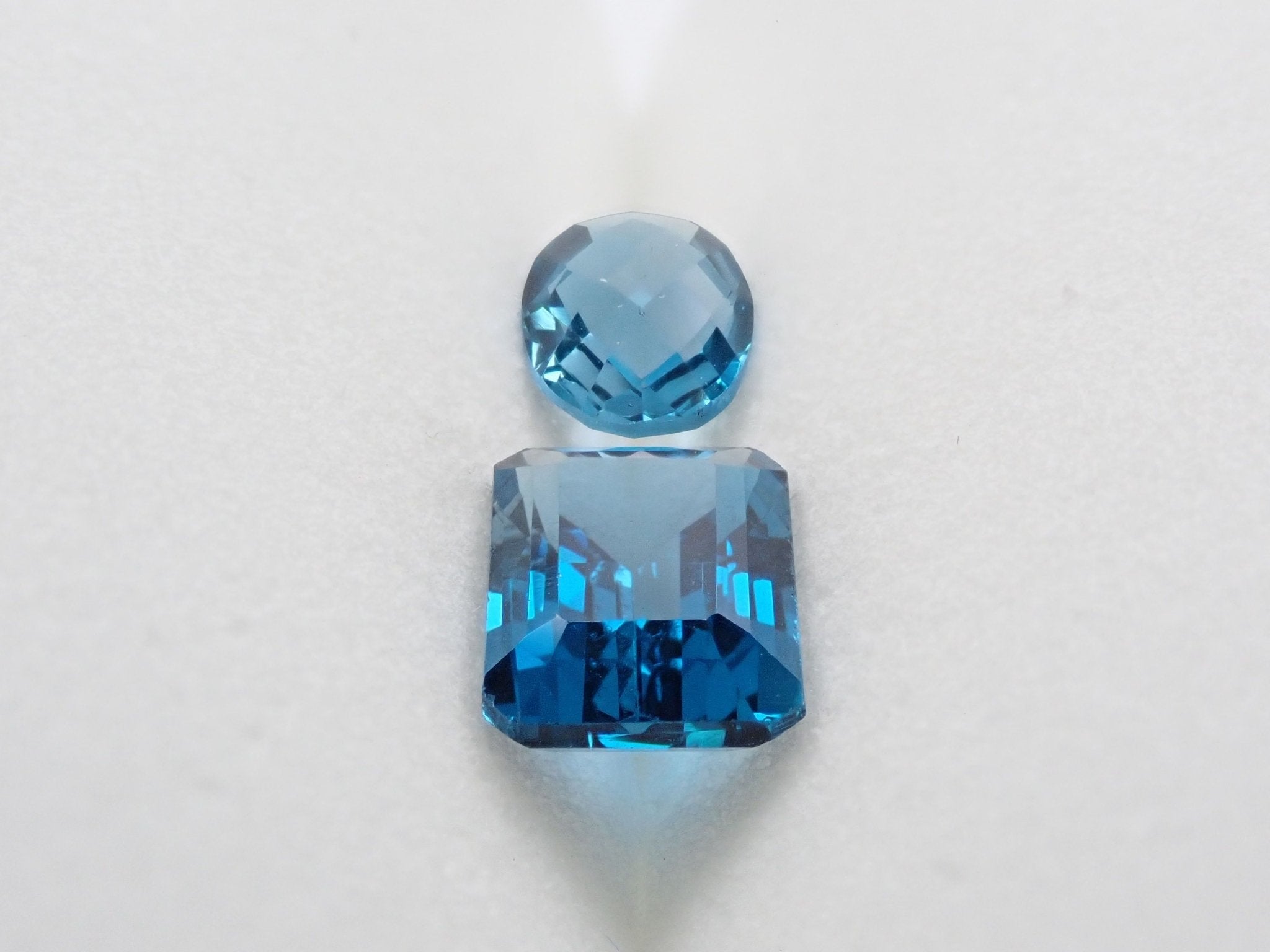 ロンドンブルートパーズ2石セット 2.838ct - KARATZ STORE｜カラッツSTORE