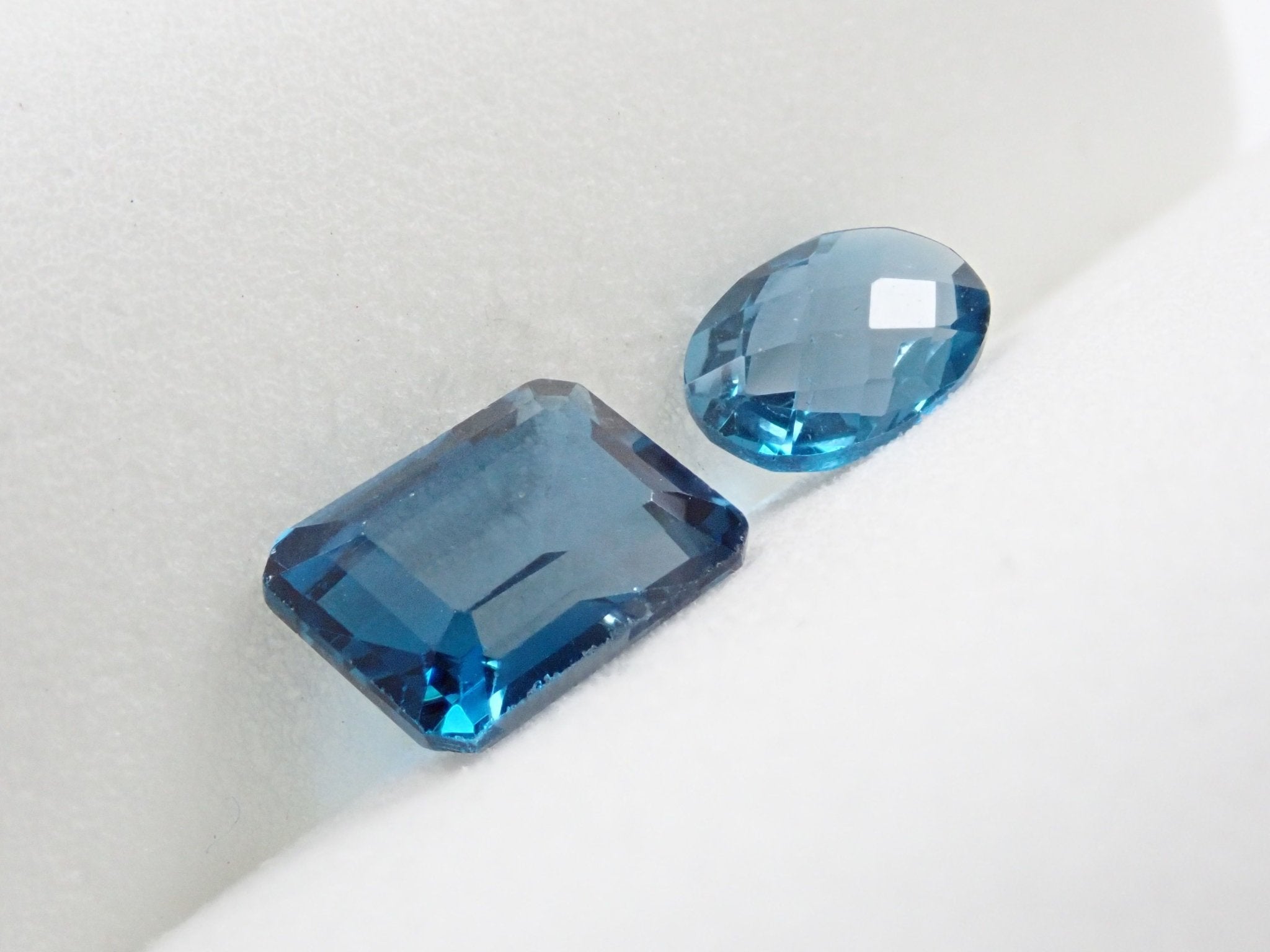 ロンドンブルートパーズ2石セット 2.838ct - KARATZ STORE｜カラッツSTORE