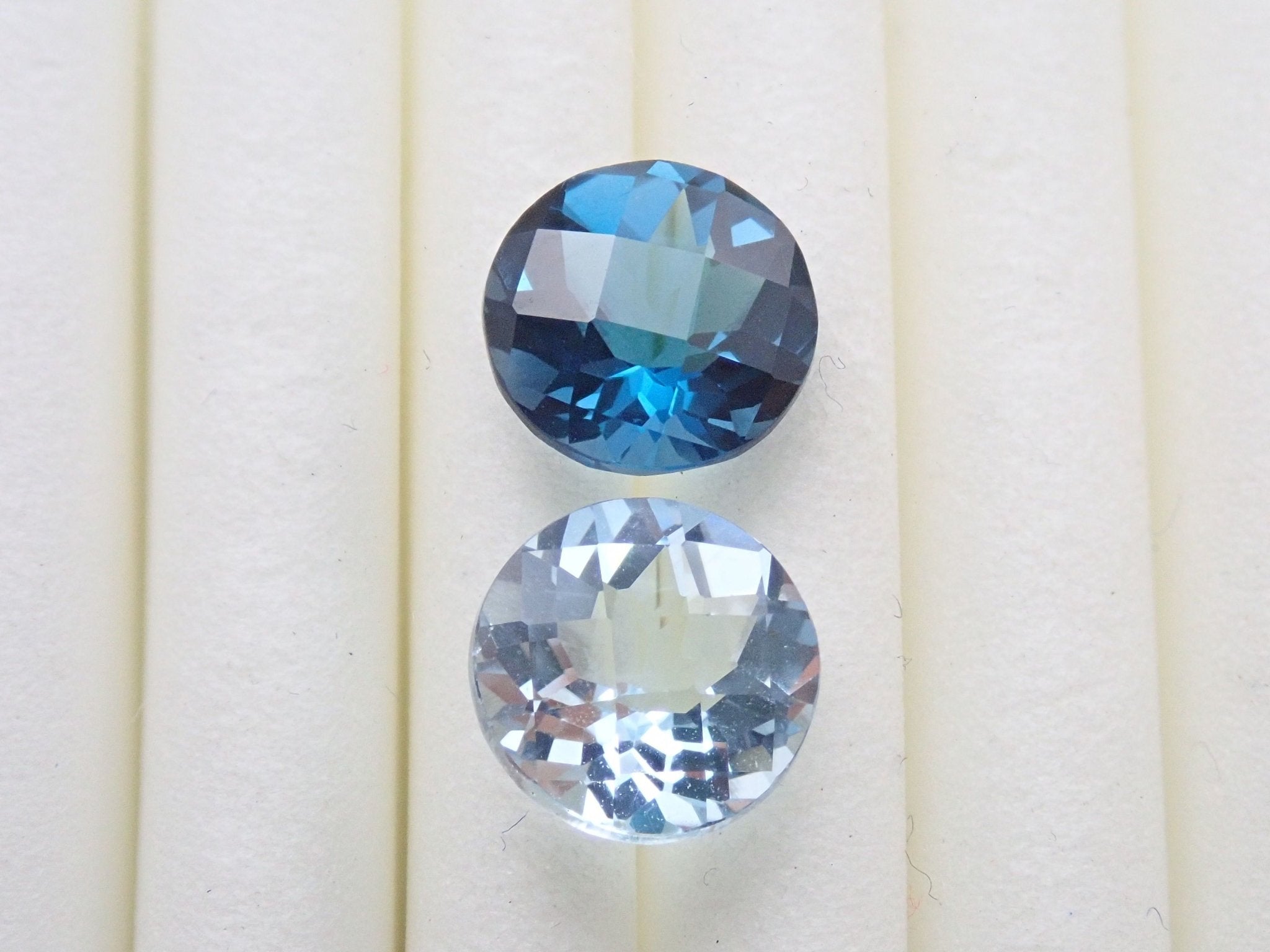 ロンドンブルートパーズ・スカイブルートパーズ2石セット 2.878ct - KARATZ STORE｜カラッツSTORE