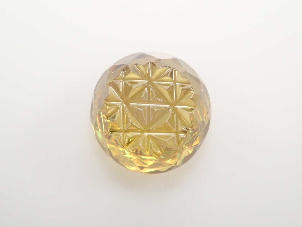 【甲州貴石切子】スフェーン 2.060ct - カラッツSTORE