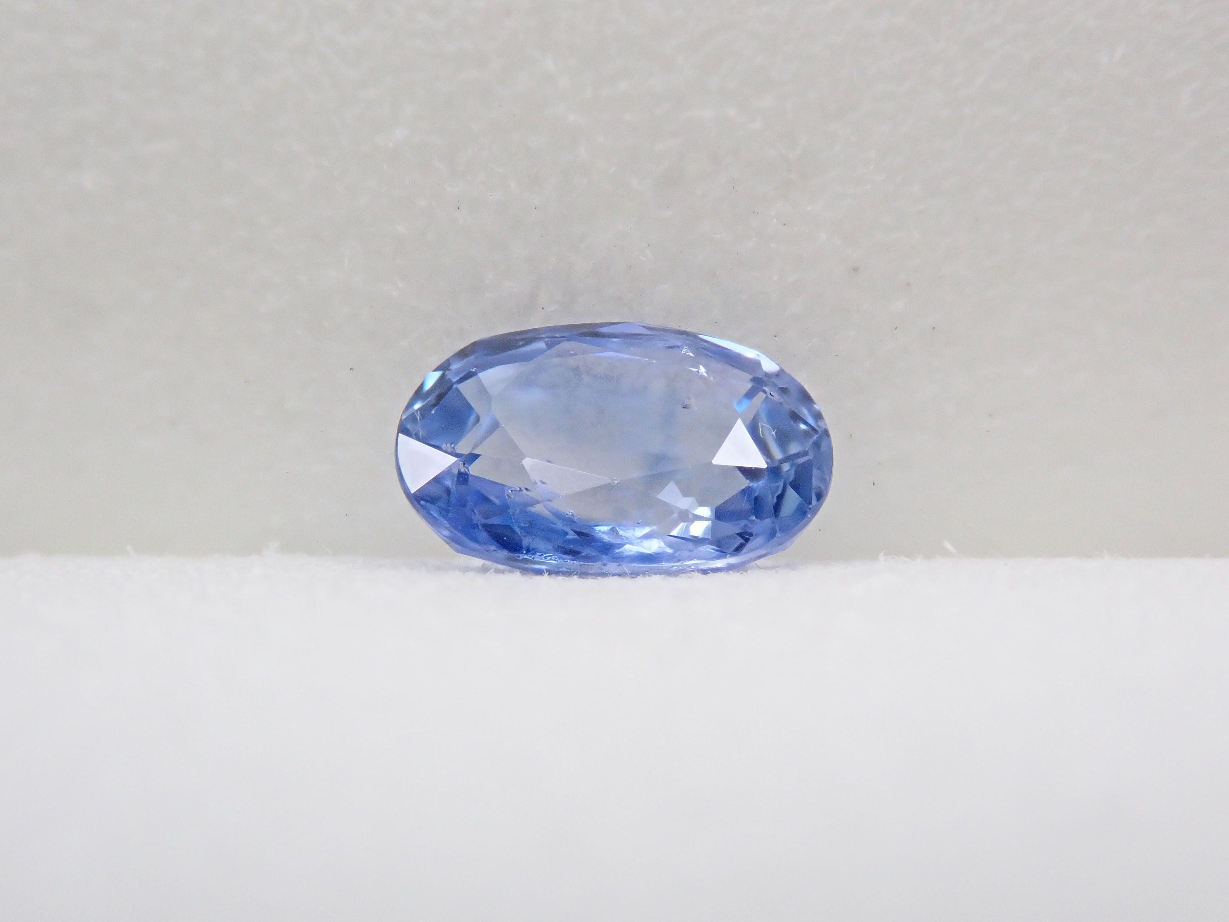 Sapphire (UV type) 0.699ct loose