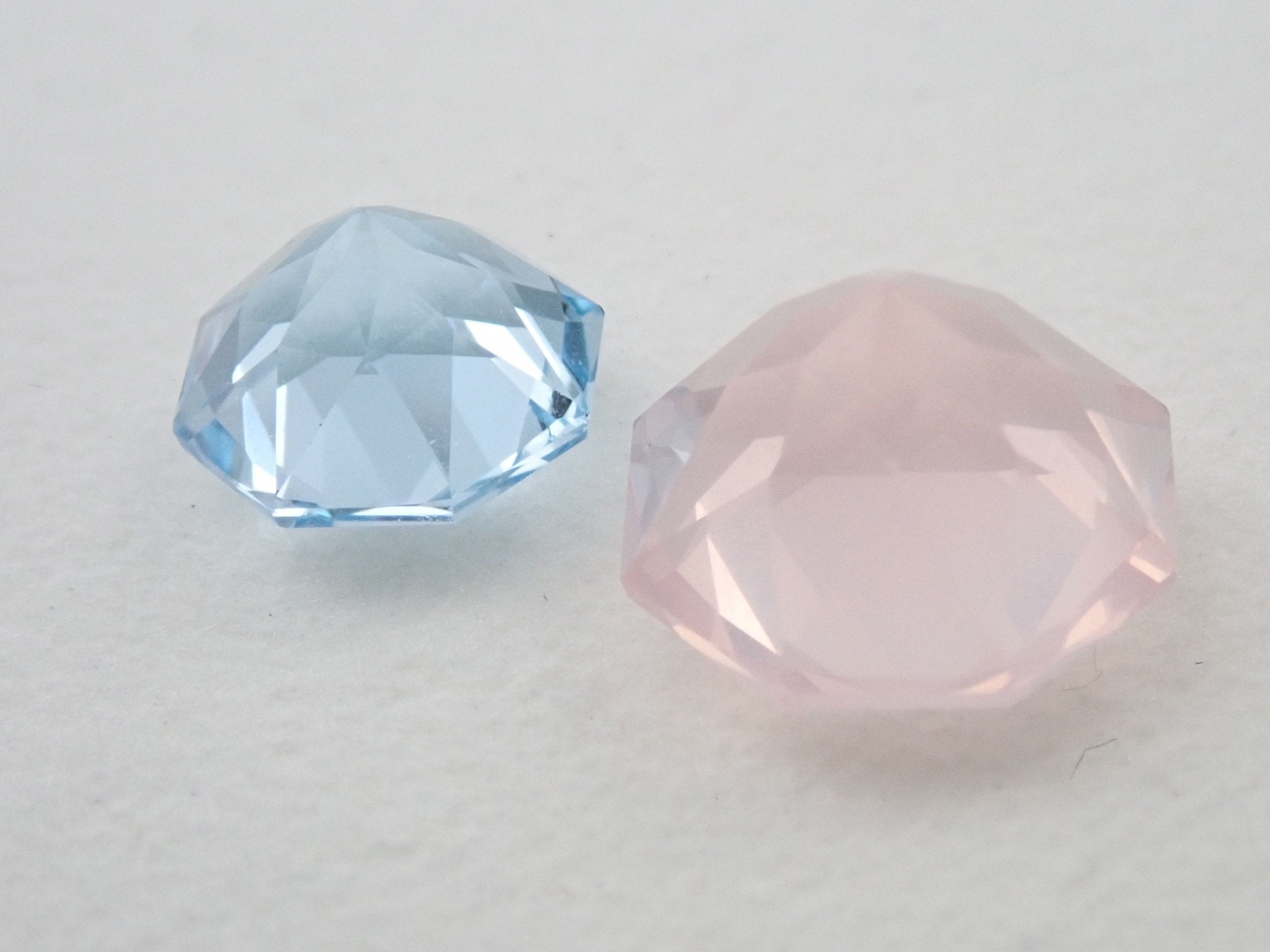 ローズクォーツ 2.558ct・ブルートパーズ 1.826ct 2石セット - KARATZ STORE｜カラッツSTORE