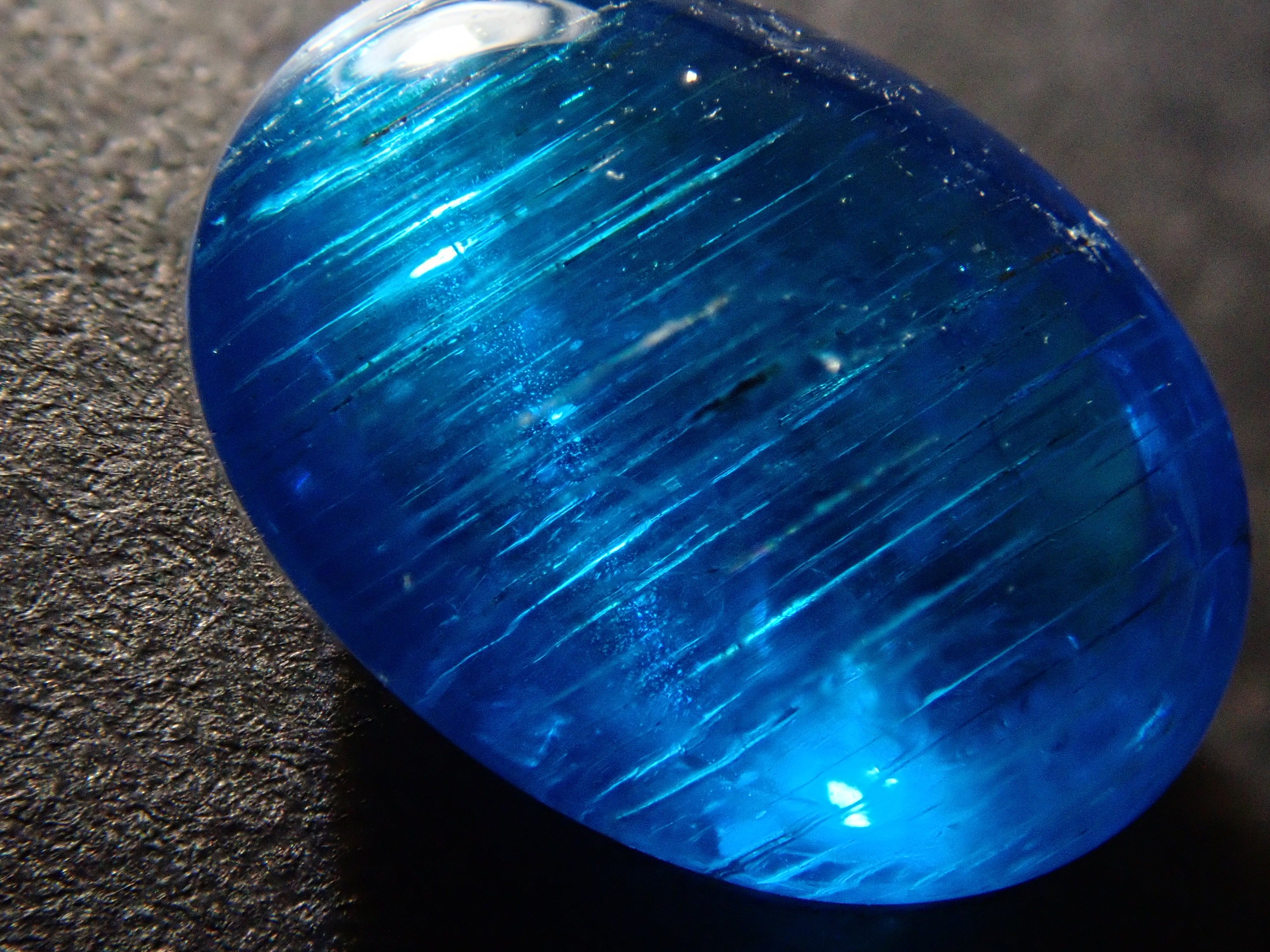 Apatite cat's eye 1.113ct loose