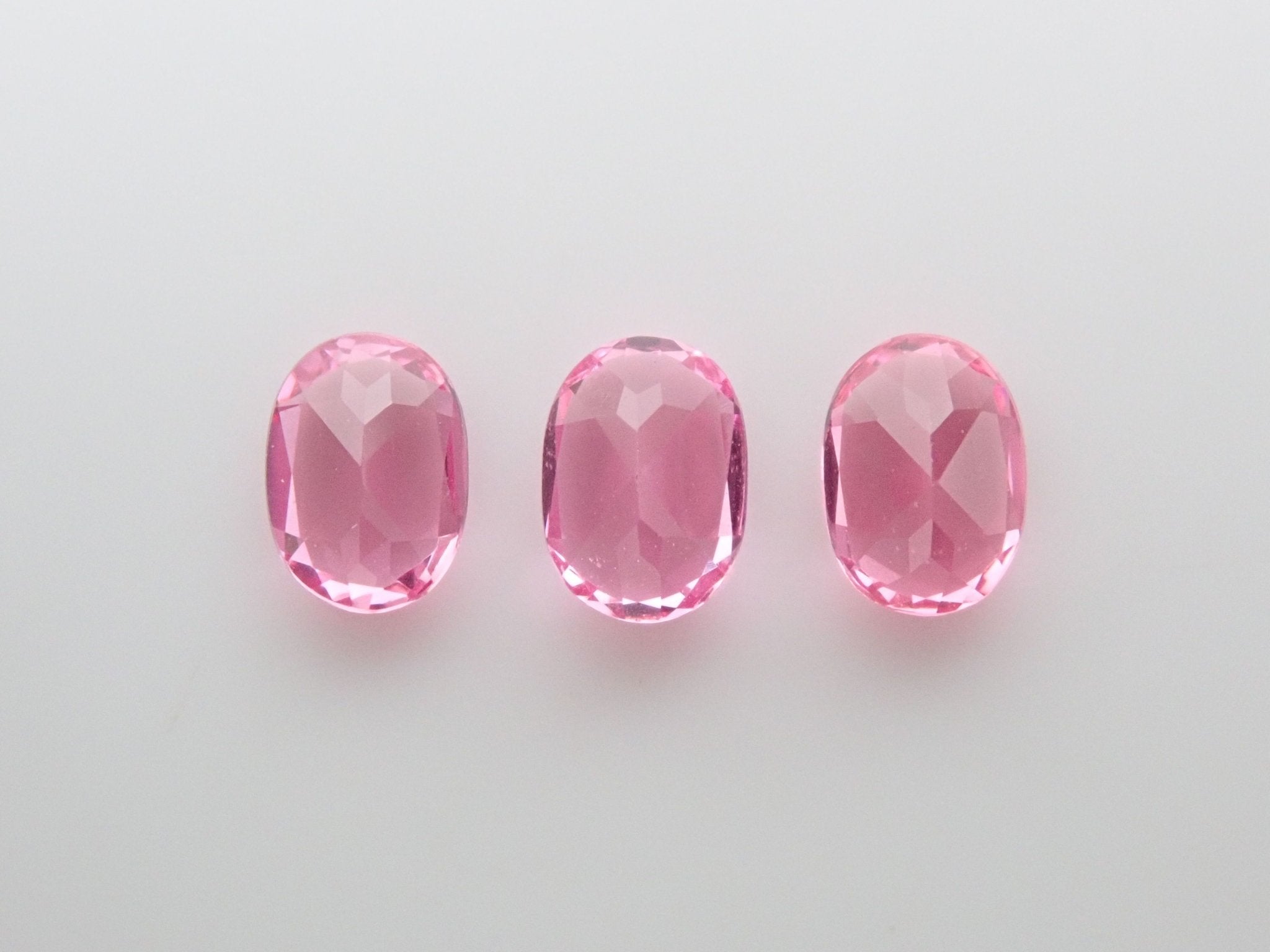 ピンクスピネル3石セット 0.385ct - KARATZ STORE｜カラッツSTORE