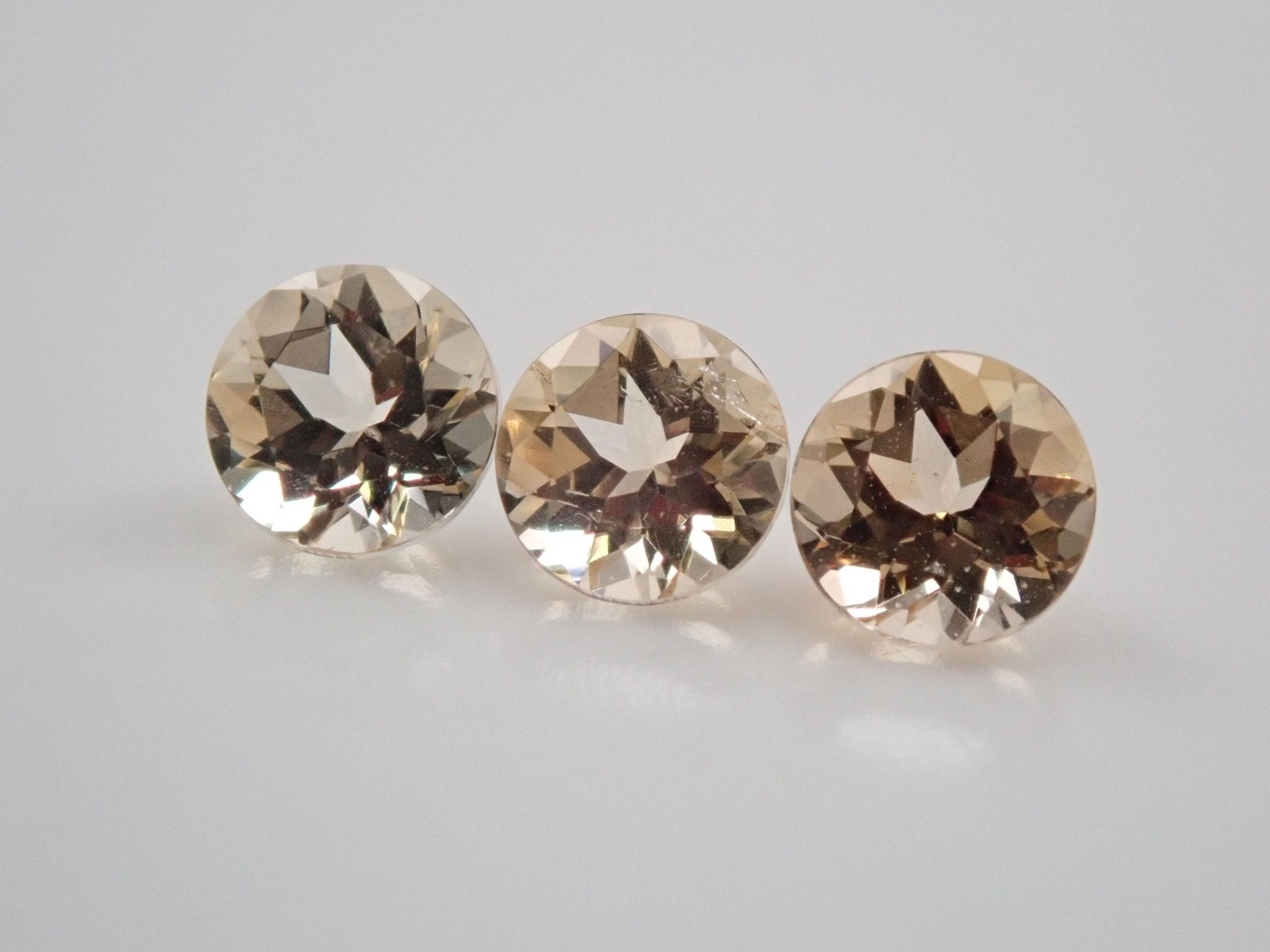 インペリアルトパーズ 3石セット 0.625ct - KARATZ STORE｜カラッツSTORE