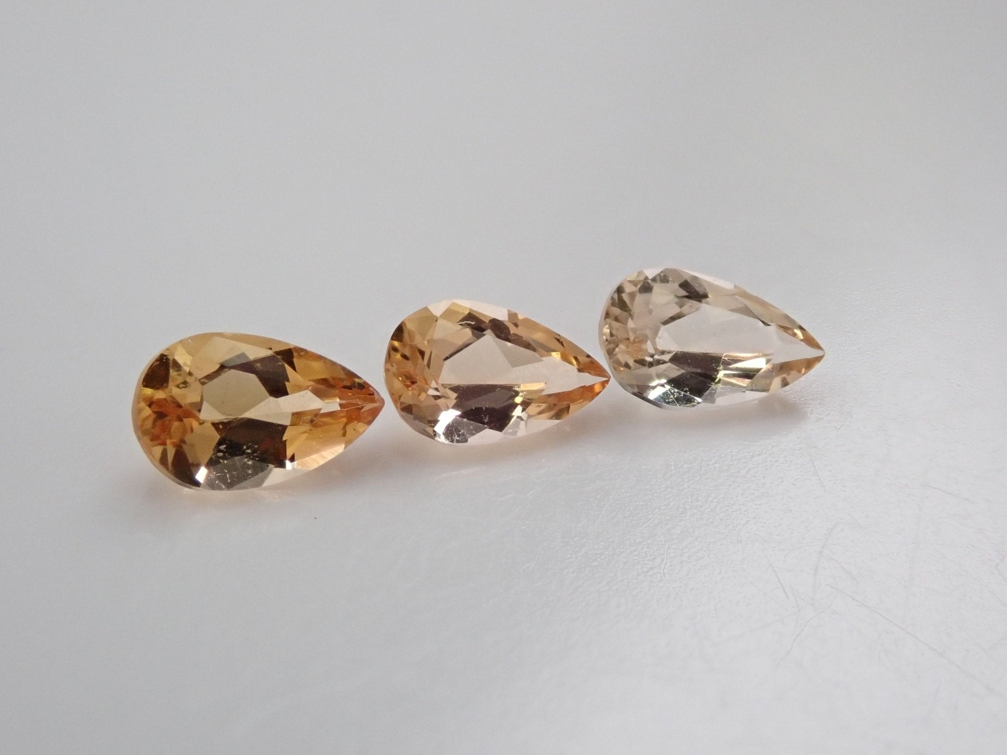 インペリアルトパーズ3石セット 0.632ct - KARATZ STORE｜カラッツSTORE