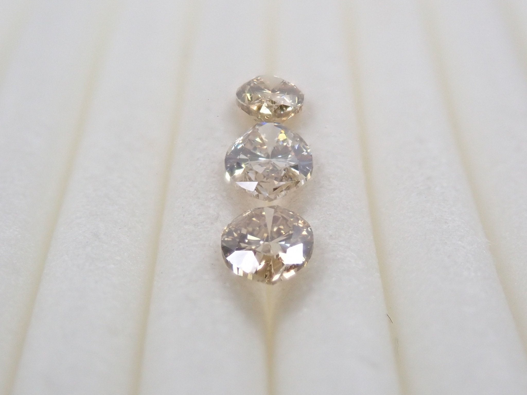 ダイヤモンド3石セット 0.707ct - KARATZ STORE｜カラッツSTORE