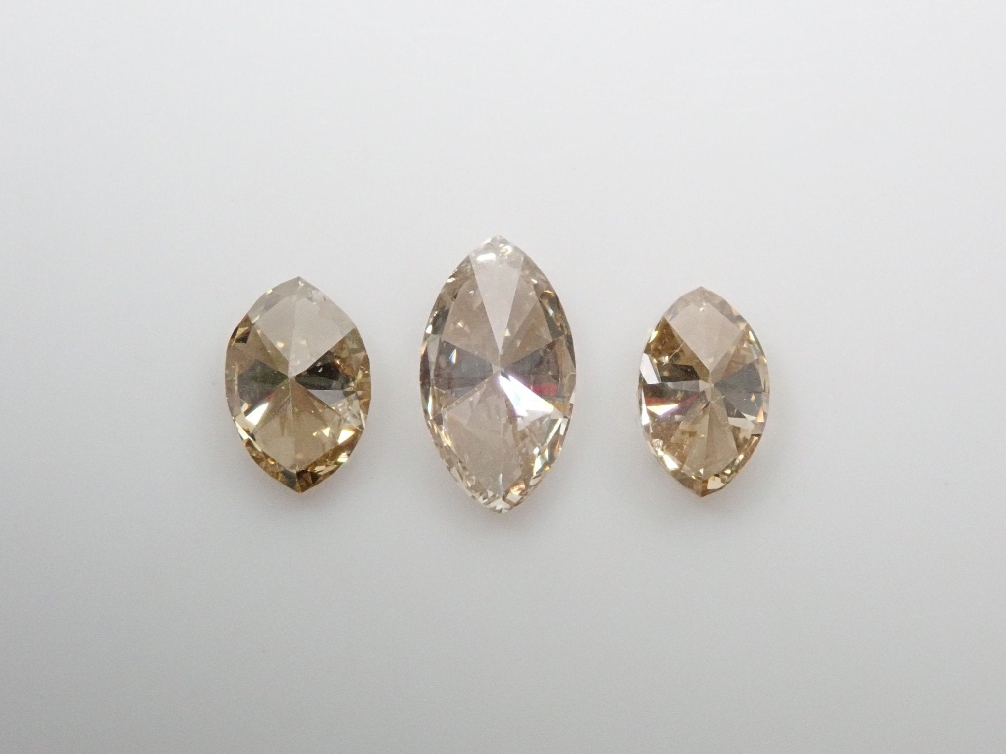 ダイヤモンド3石セット 0.707ct - KARATZ STORE｜カラッツSTORE