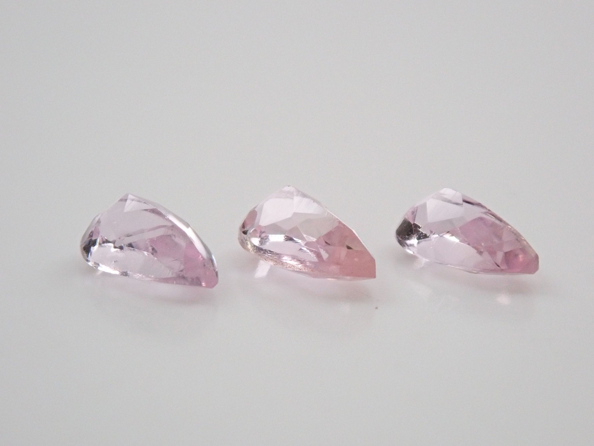 ピンクトパーズ 3石セット 0.74ct - KARATZ STORE｜カラッツSTORE