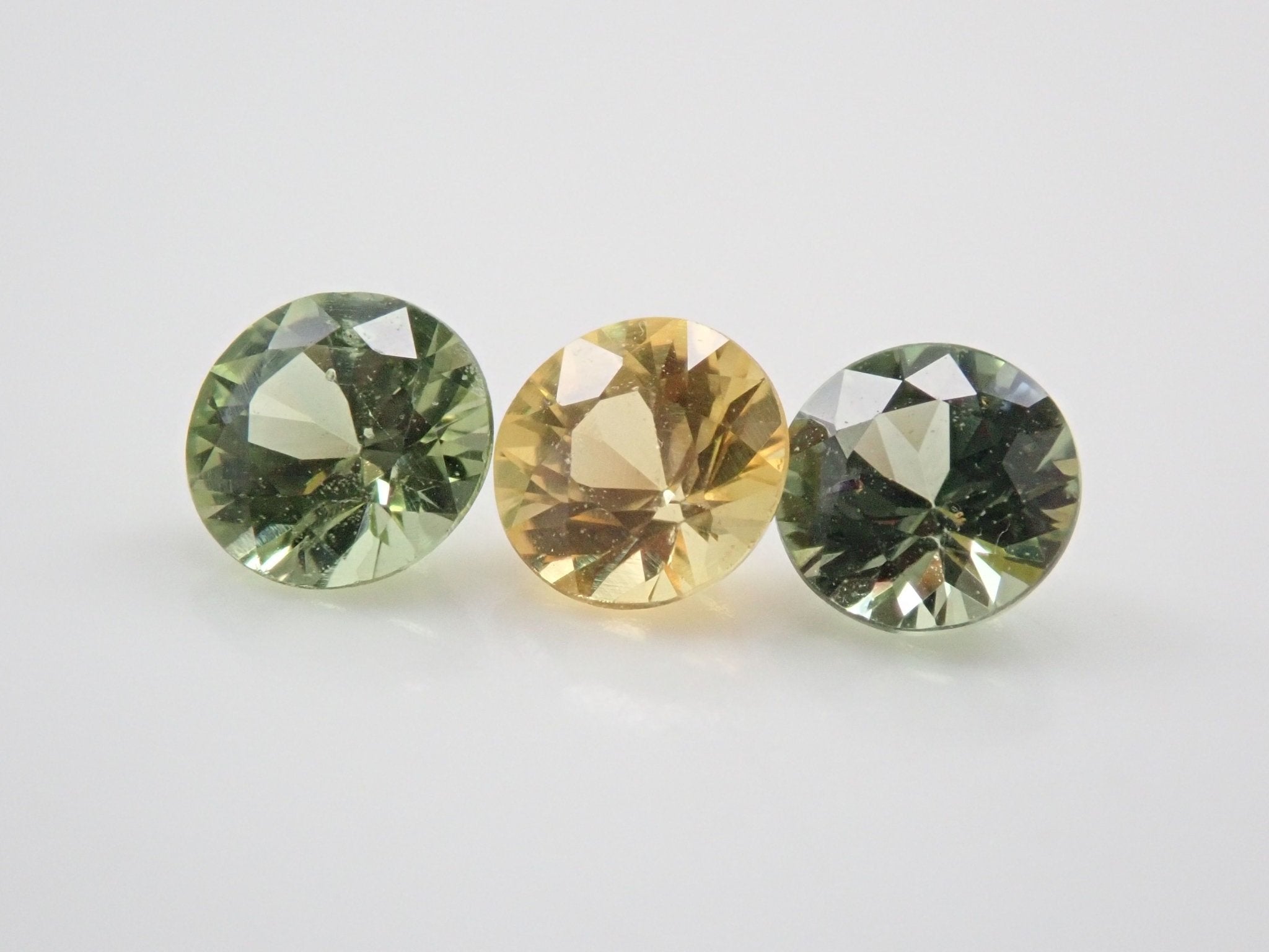 サファイア3石セット 0.789ct - KARATZ STORE｜カラッツSTORE