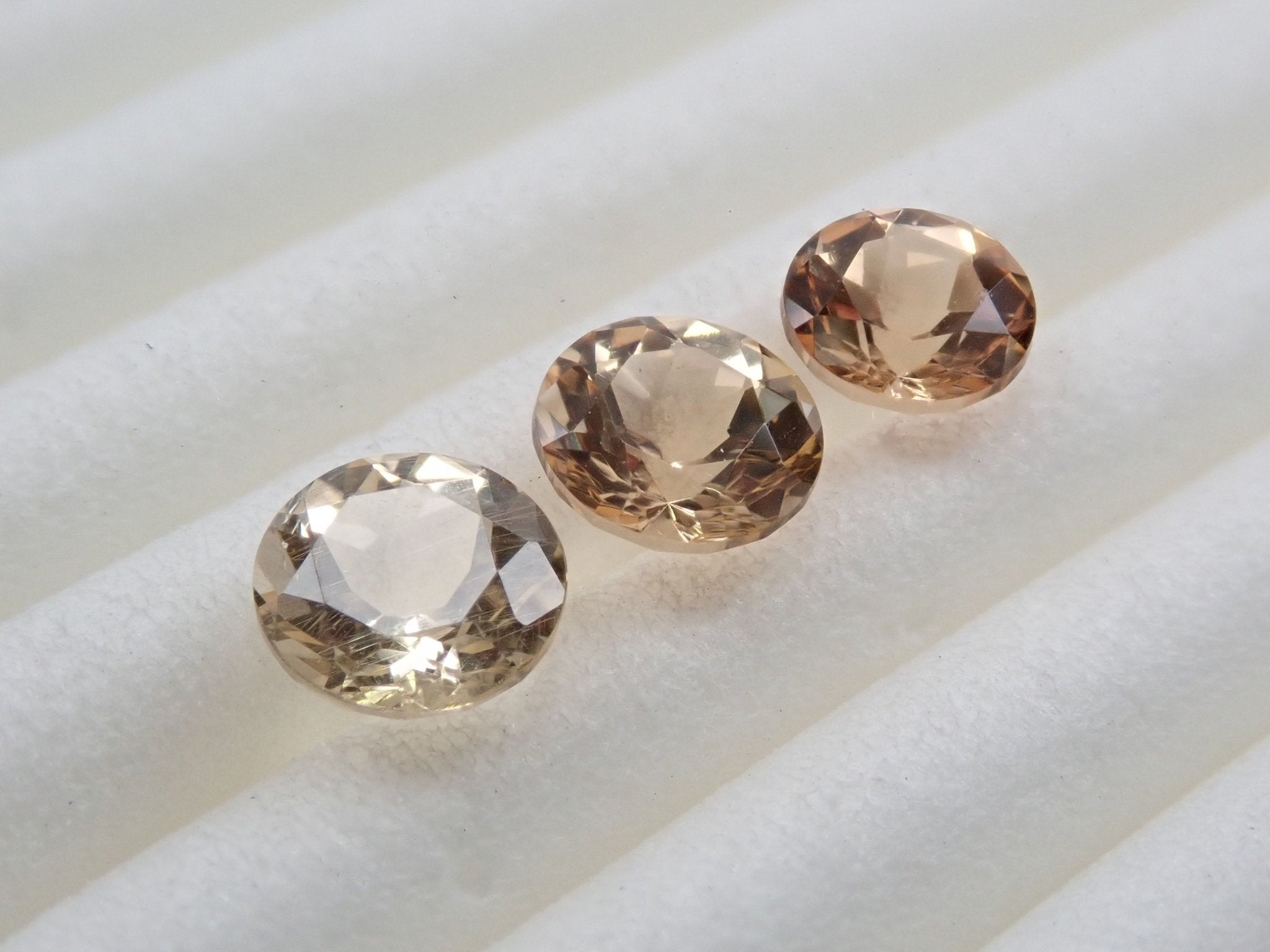 インペリアルトパーズ3石セット 1.122ct - KARATZ STORE｜カラッツSTORE