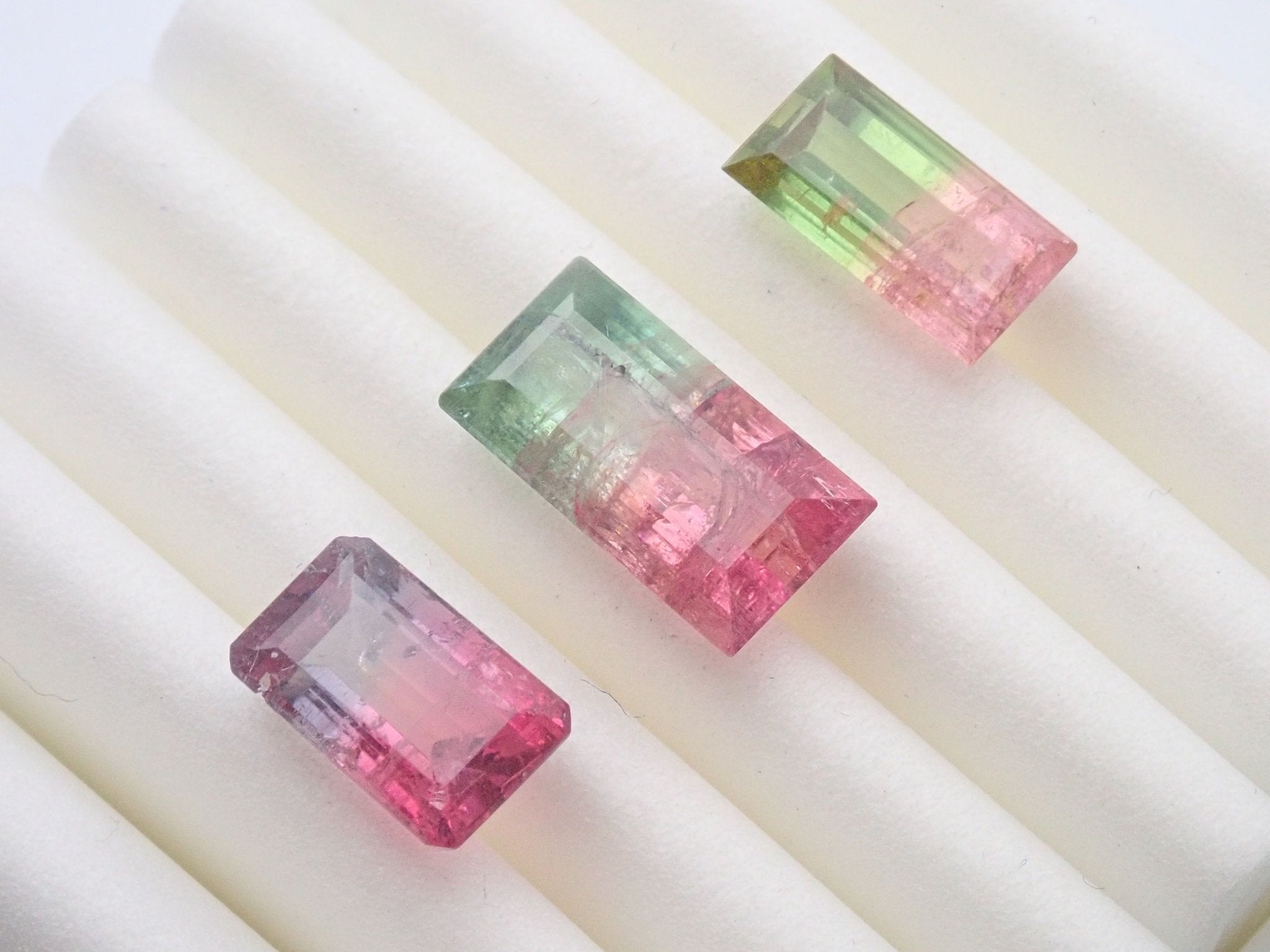 バイカラートルマリン3石セット 7.170ct - KARATZ STORE｜カラッツSTORE