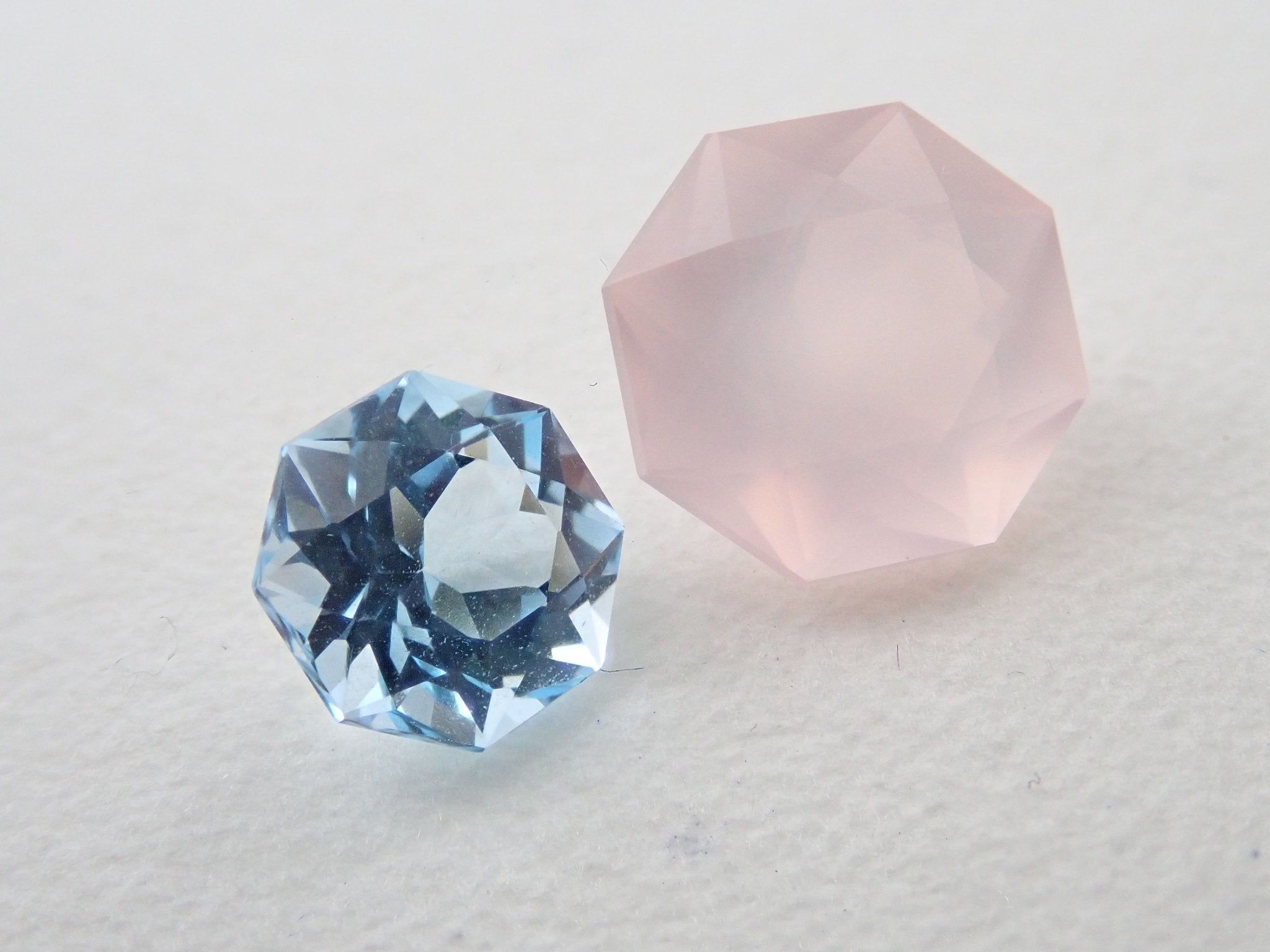 ローズクォーツ 3.070ct・ブルートパーズ 1.786ct 2石セット - KARATZ STORE｜カラッツSTORE